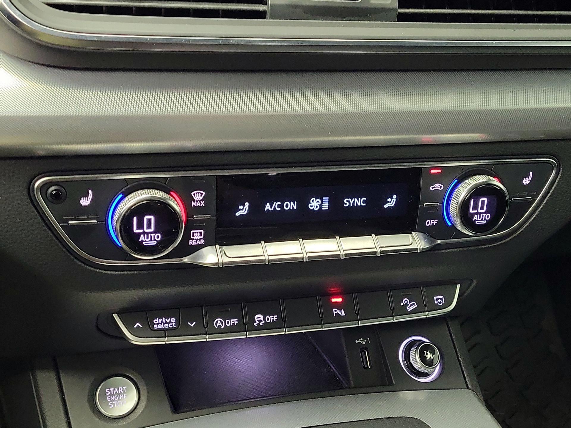 Thumbnail: 2020 Audi Q5 - 16