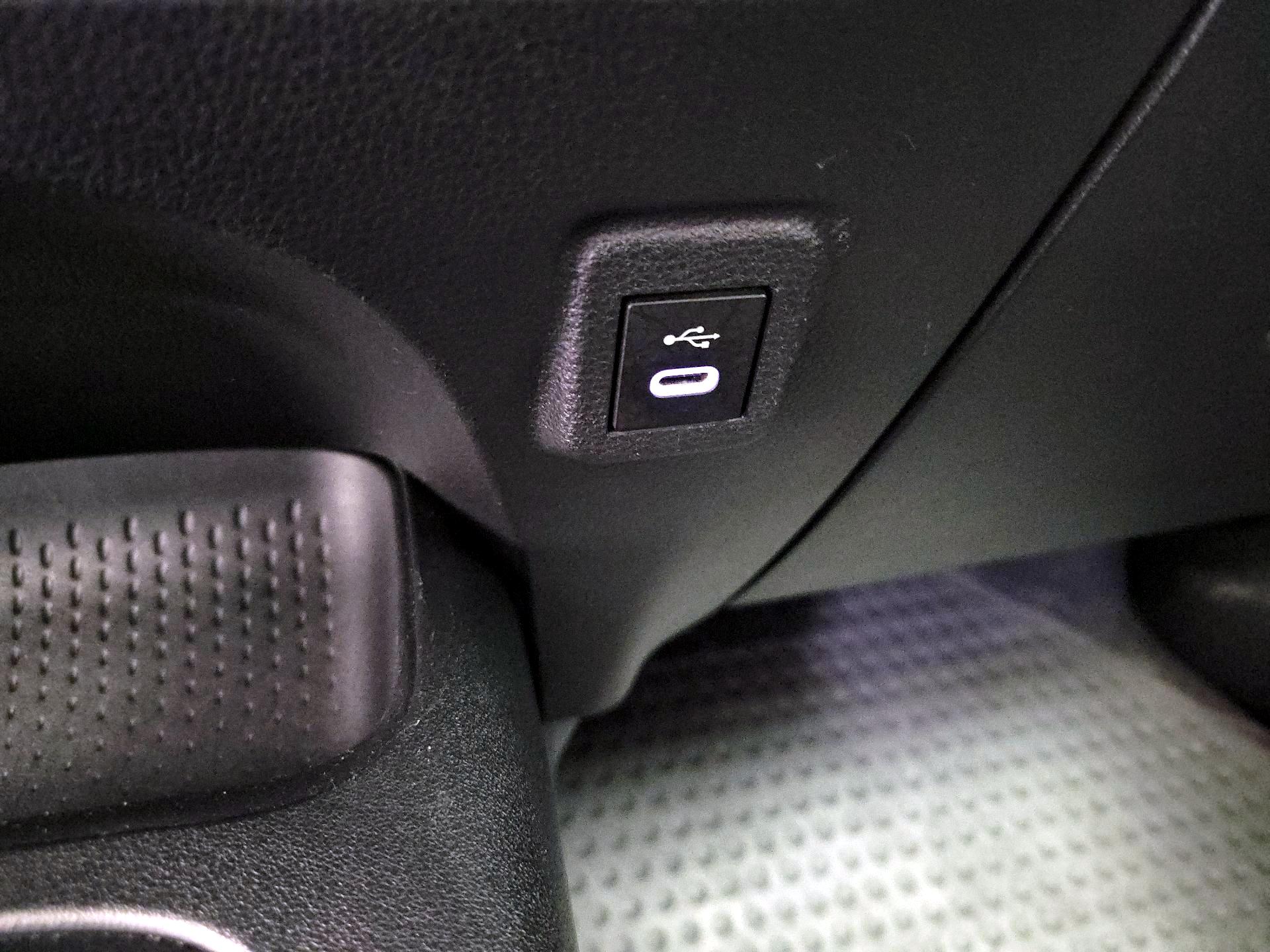 Thumbnail: 2024 Toyota Corolla - 18