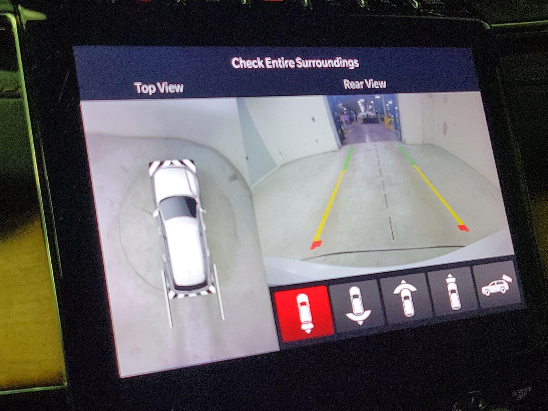 Thumbnail: 2023 Jeep Grand Cherokee - 14