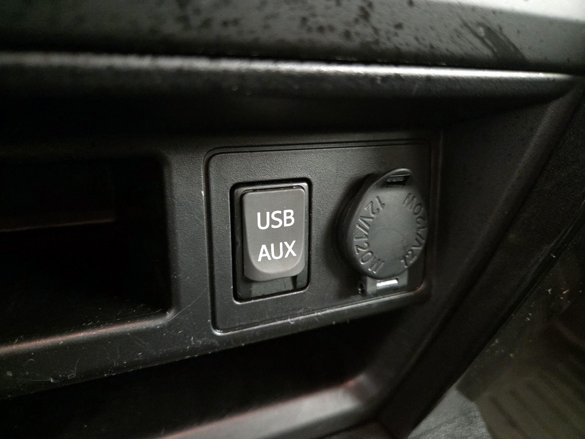 Thumbnail: 2016 Toyota 4Runner - 18