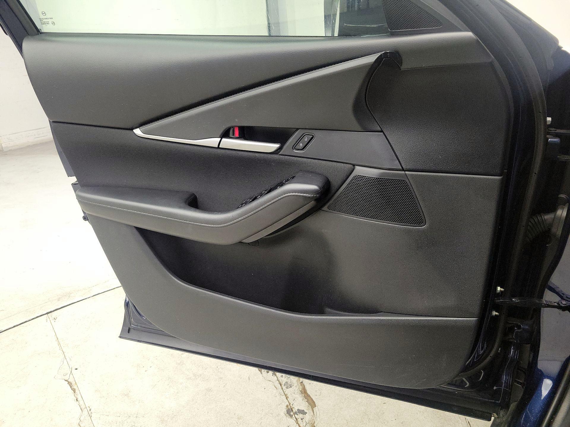 Thumbnail: 2023 Mazda CX-30 - 12