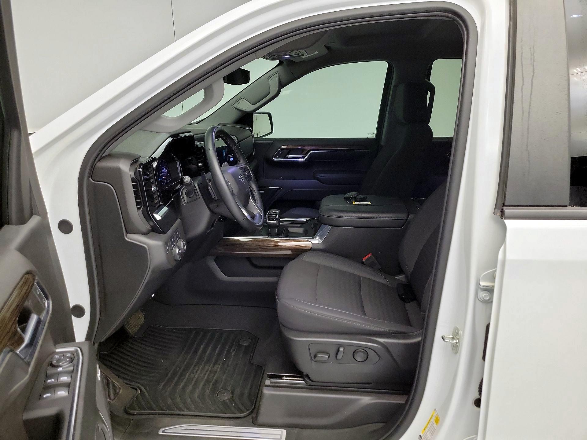 Thumbnail: 2024 Chevrolet Silverado 1500 - 11
