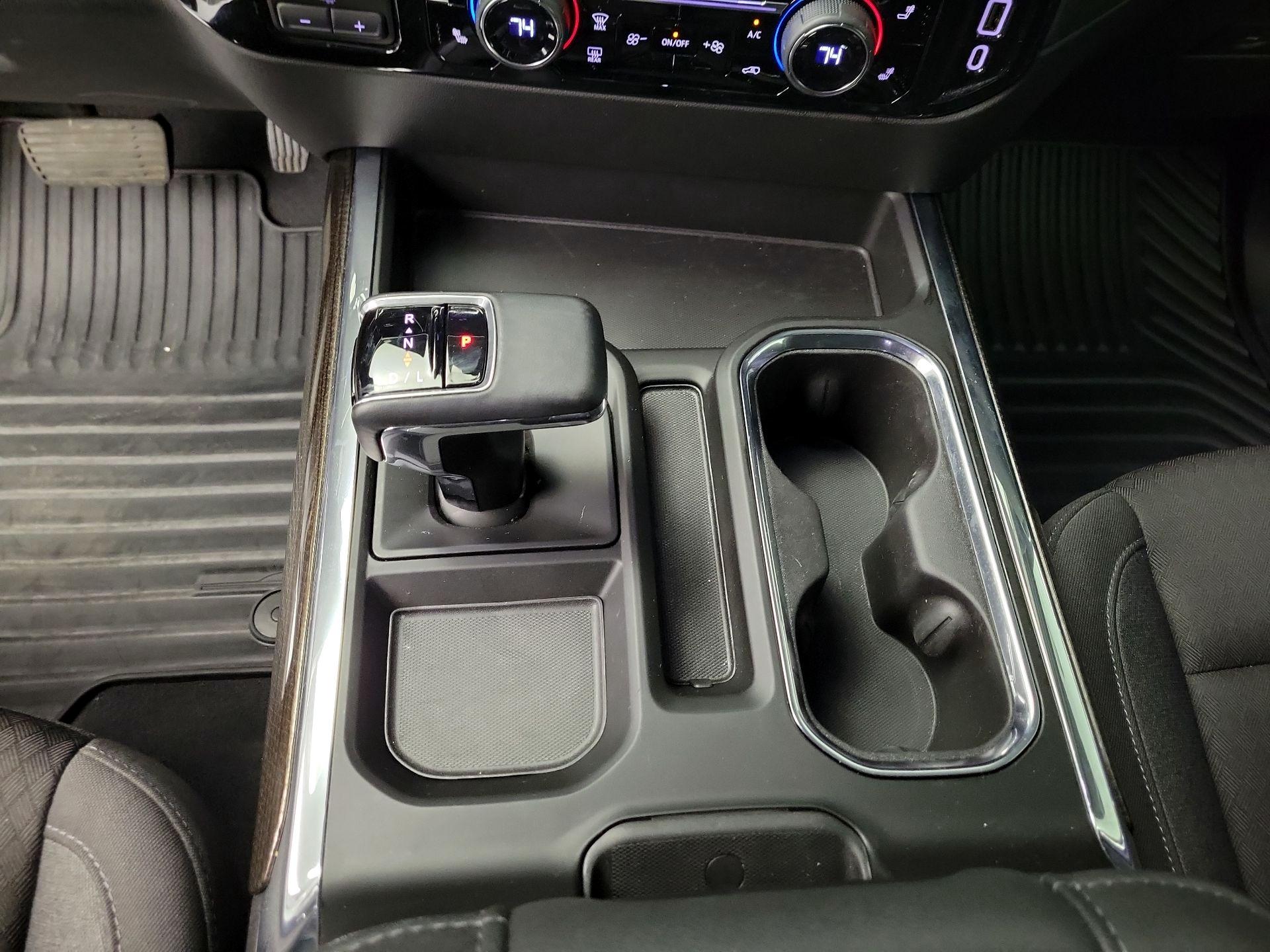 Thumbnail: 2024 Chevrolet Silverado 1500 - 17