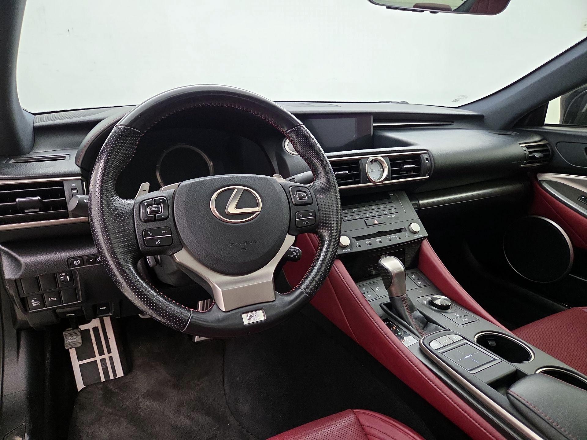 Thumbnail: 2016 Lexus RC - 9