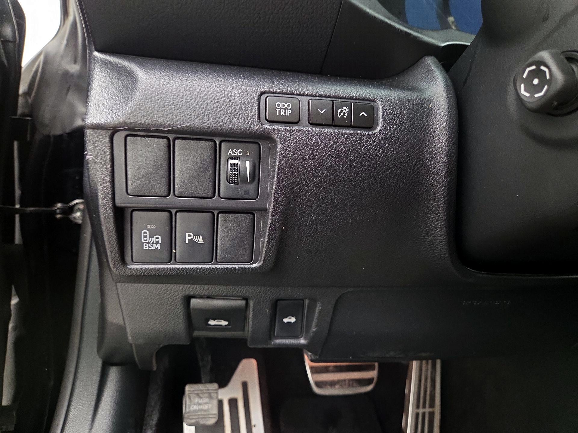 Thumbnail: 2016 Lexus RC - 13