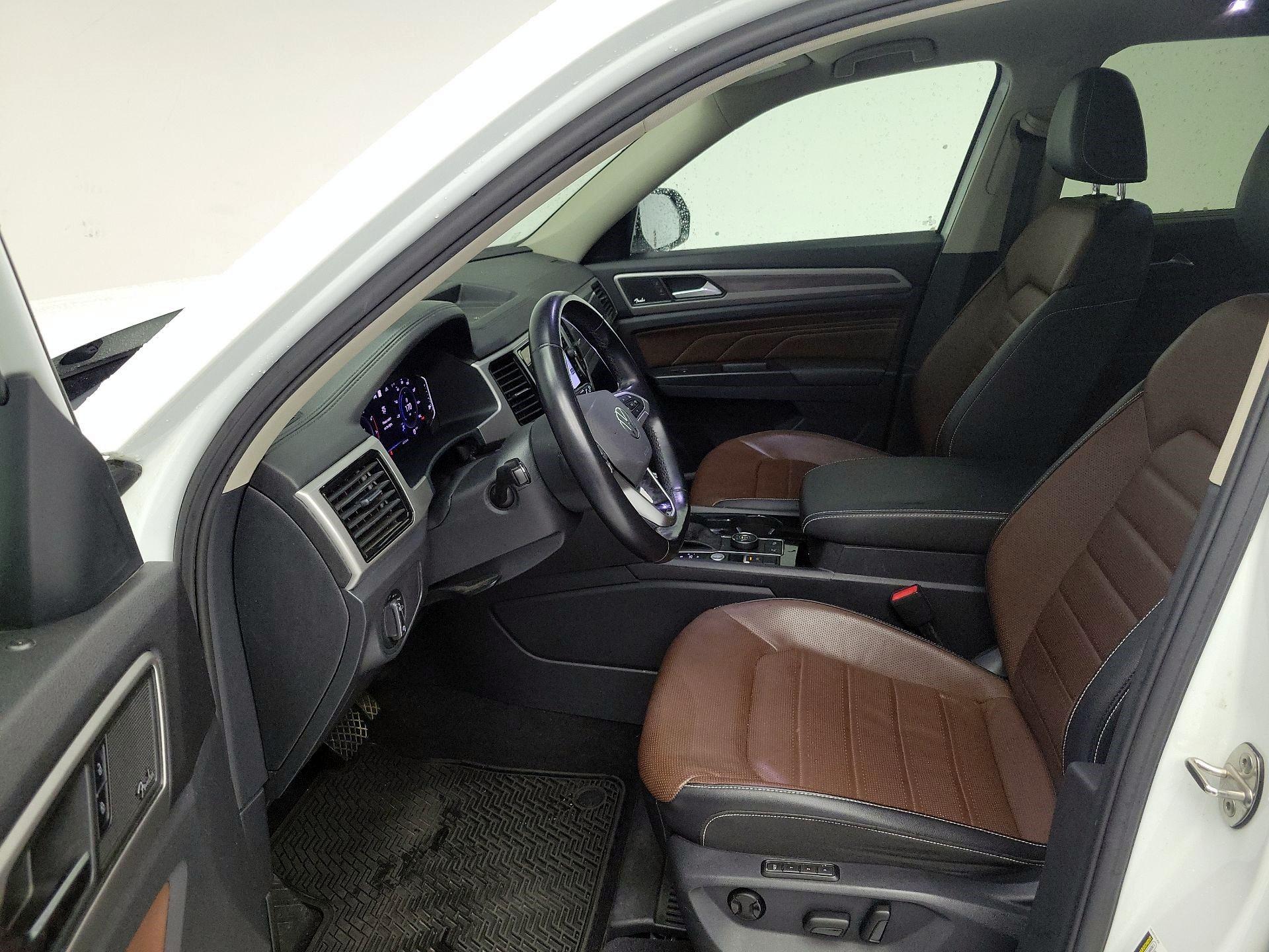 Thumbnail: 2021 Volkswagen Atlas - 9