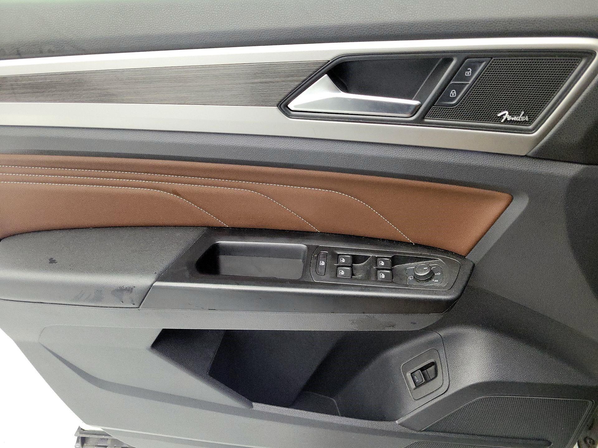 Thumbnail: 2021 Volkswagen Atlas - 10