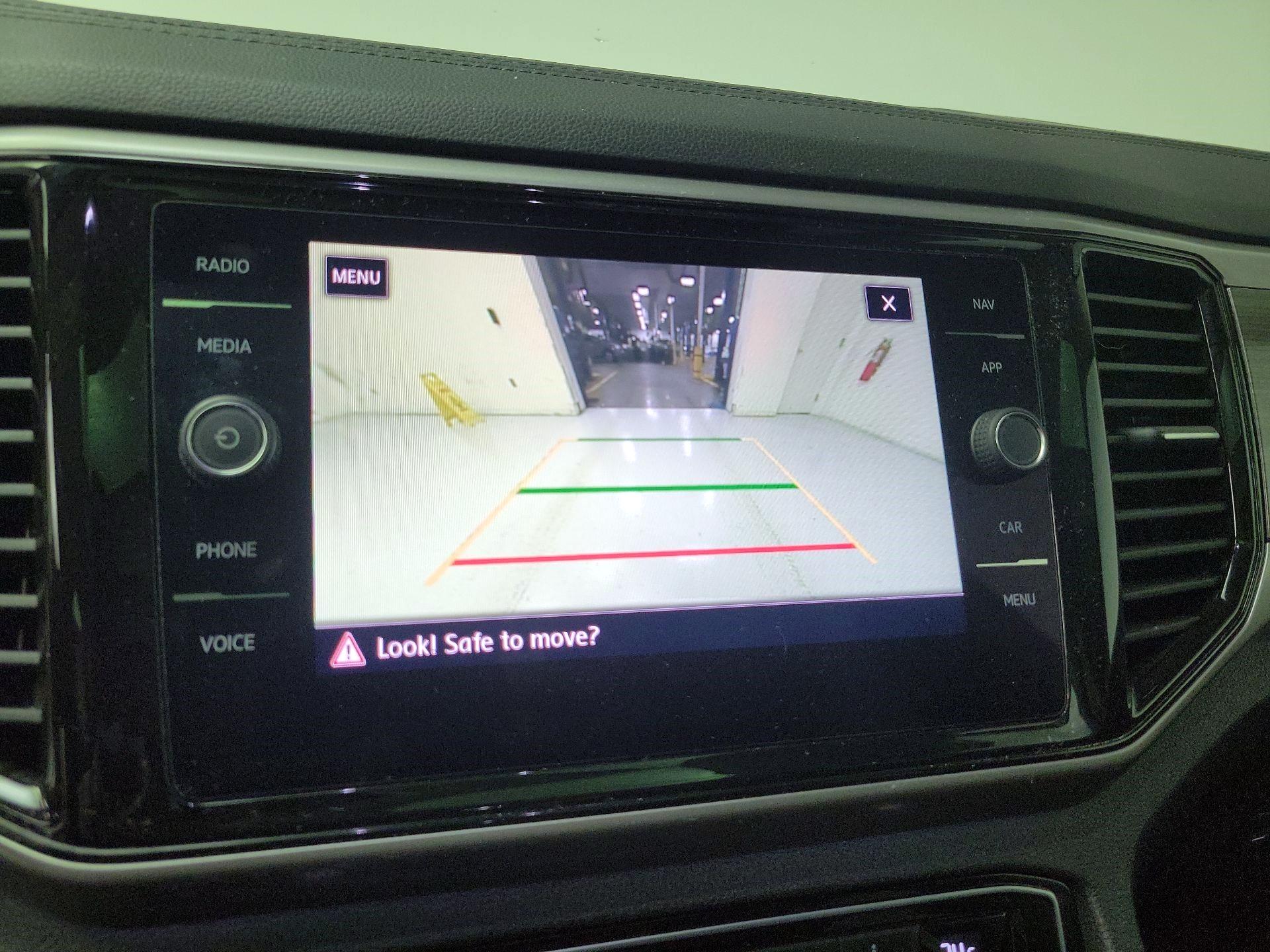 Thumbnail: 2021 Volkswagen Atlas - 13