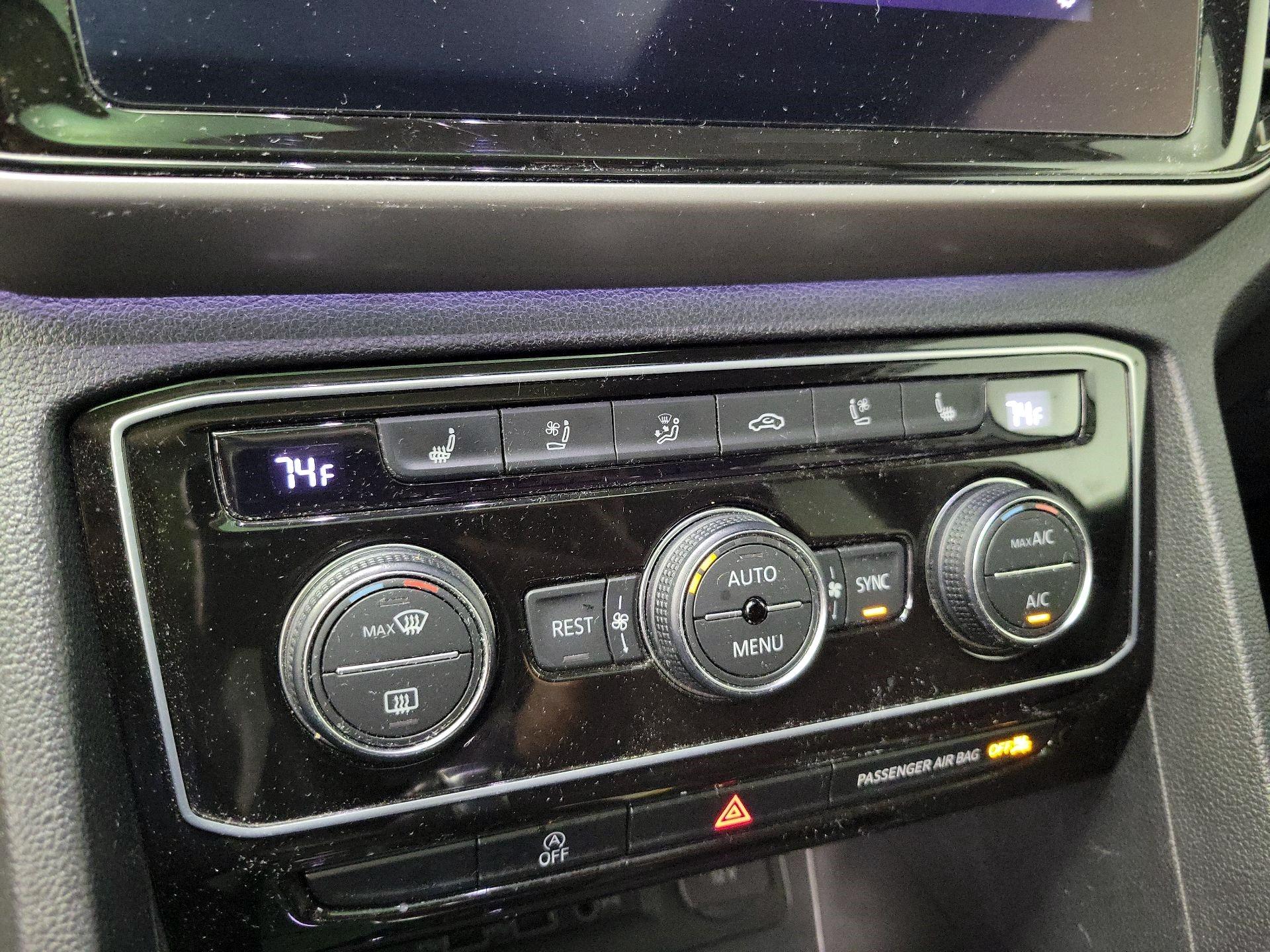 Thumbnail: 2021 Volkswagen Atlas - 15