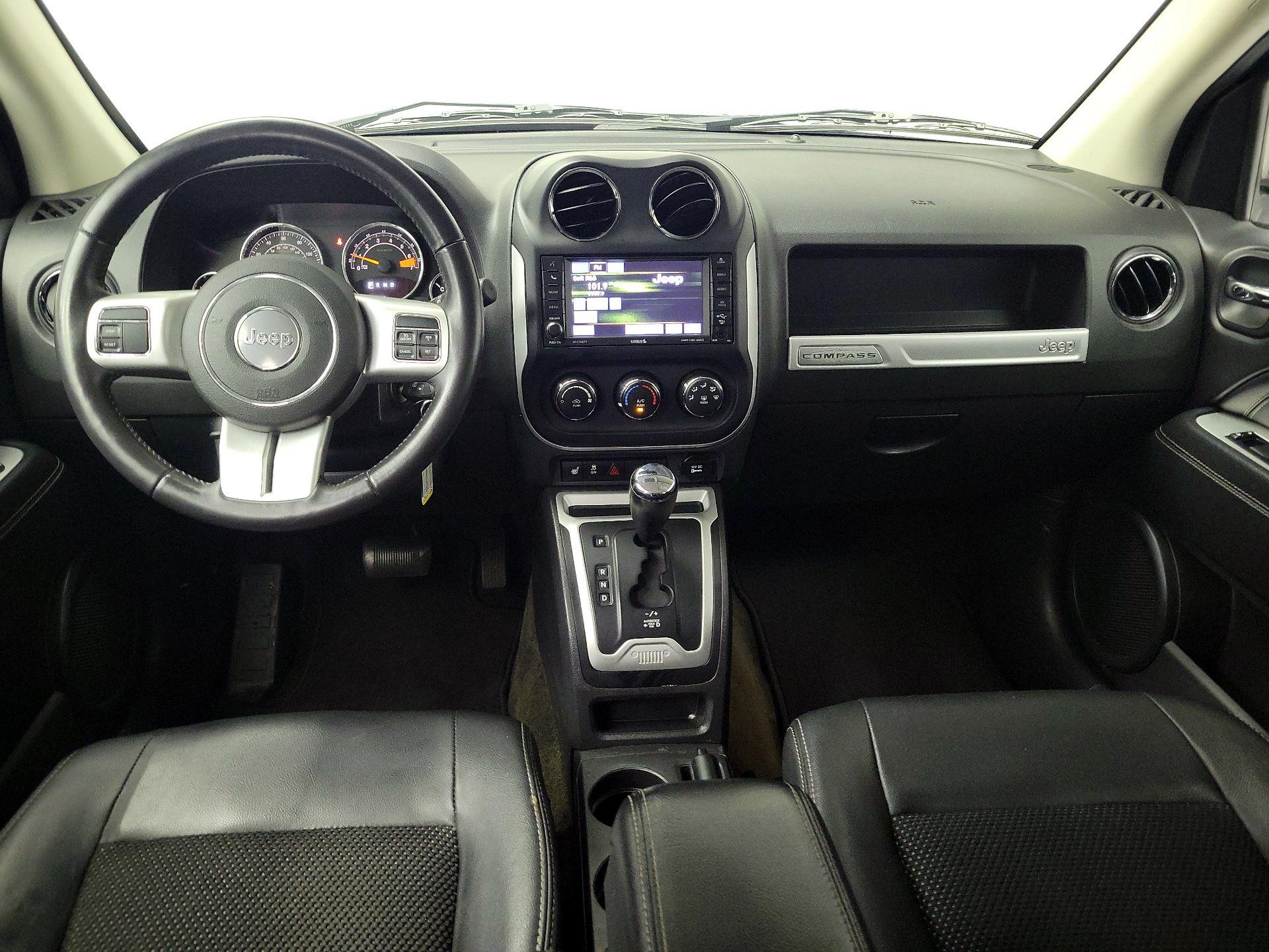 Thumbnail: 2017 Jeep Compass - 9