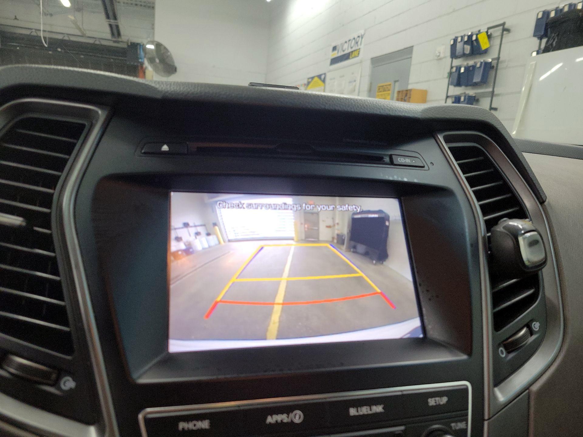 Thumbnail: 2017 Hyundai Santa Fe - 11