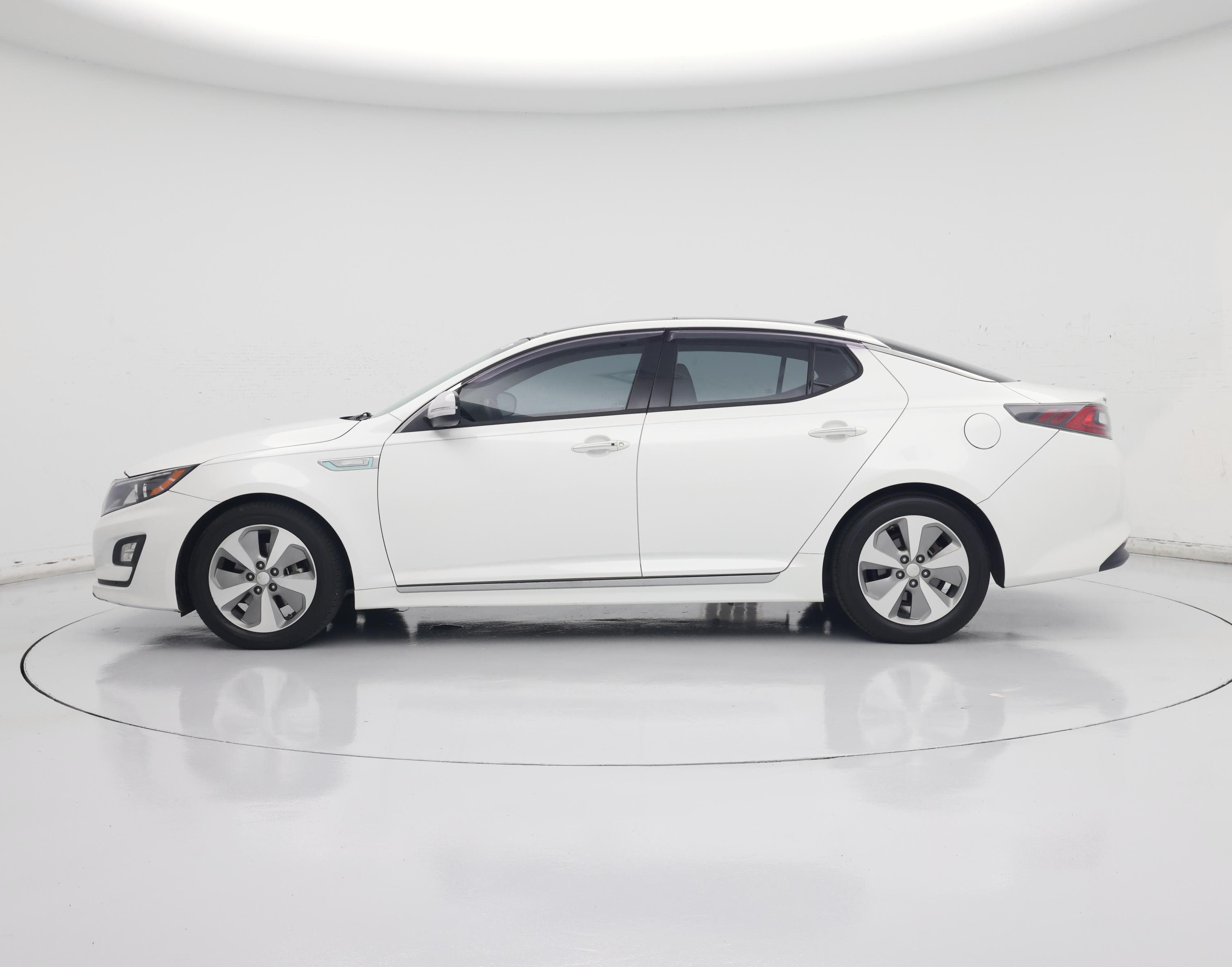 Thumbnail: 2015 Kia Optima - 3