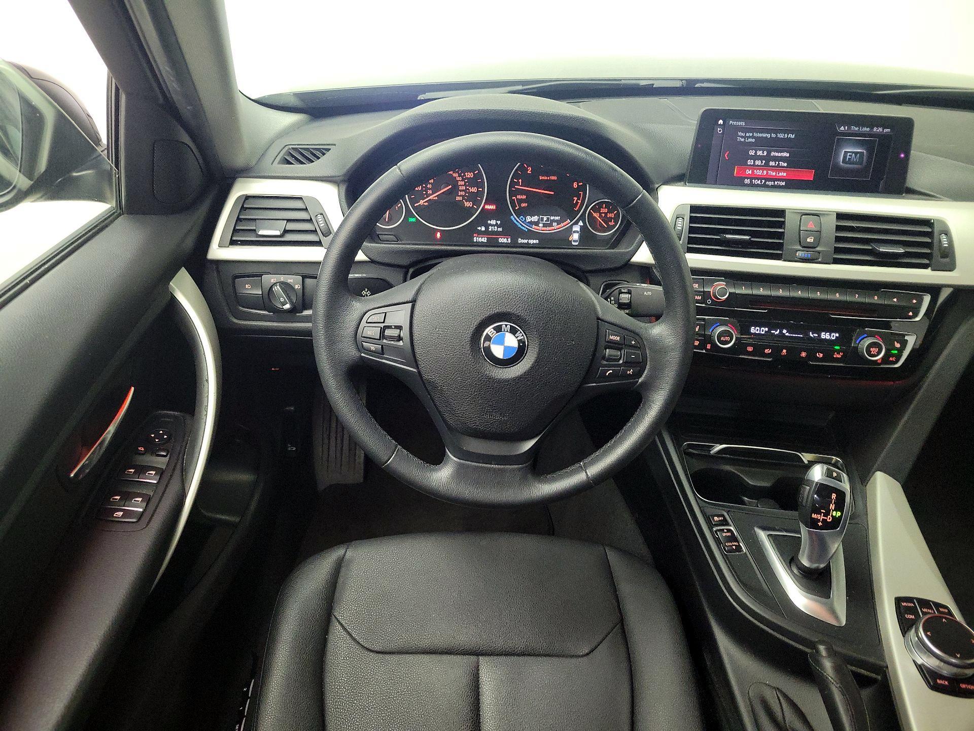 Thumbnail: 2018 BMW 3 Series - 10