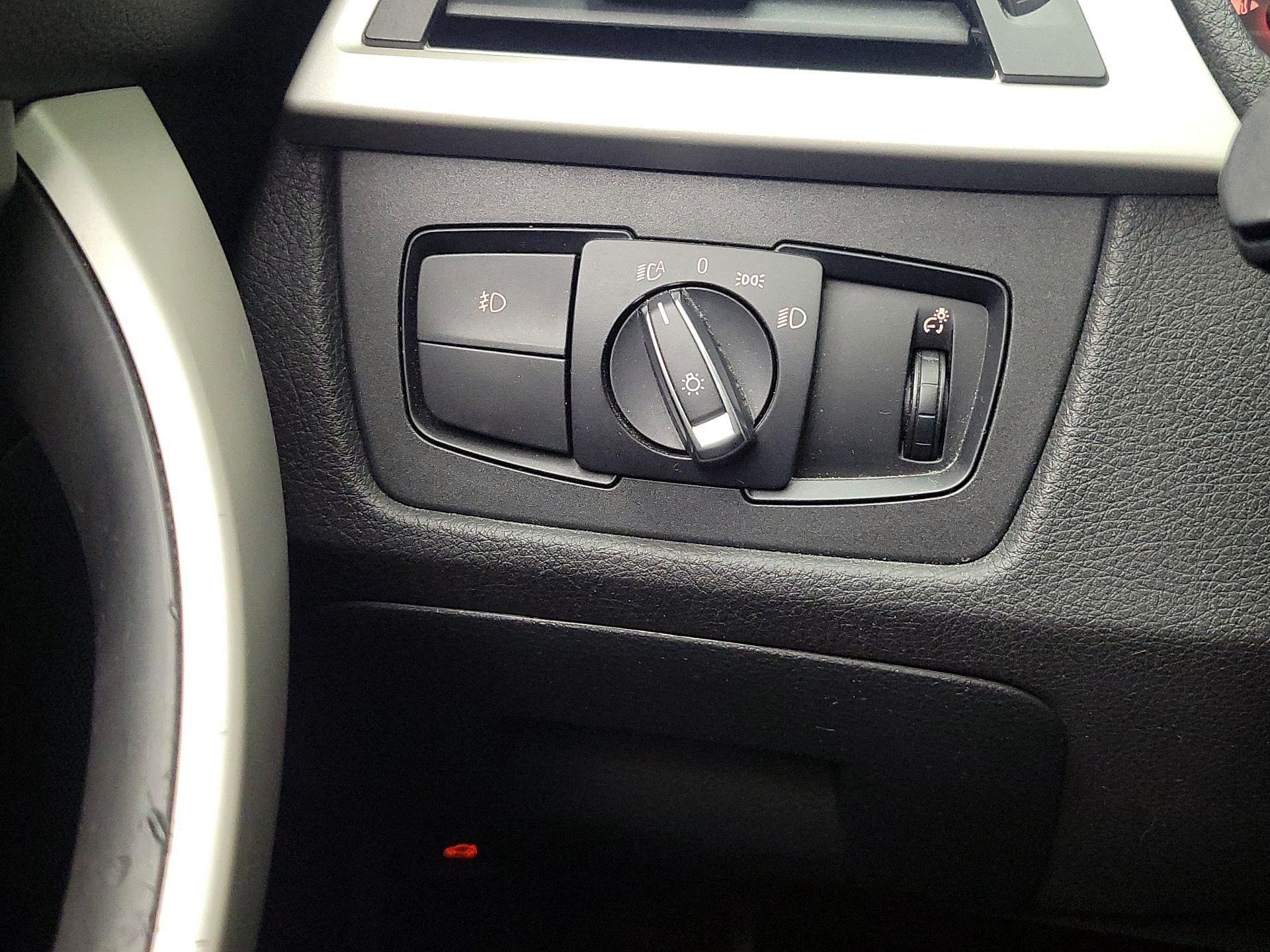 Thumbnail: 2018 BMW 3 Series - 13