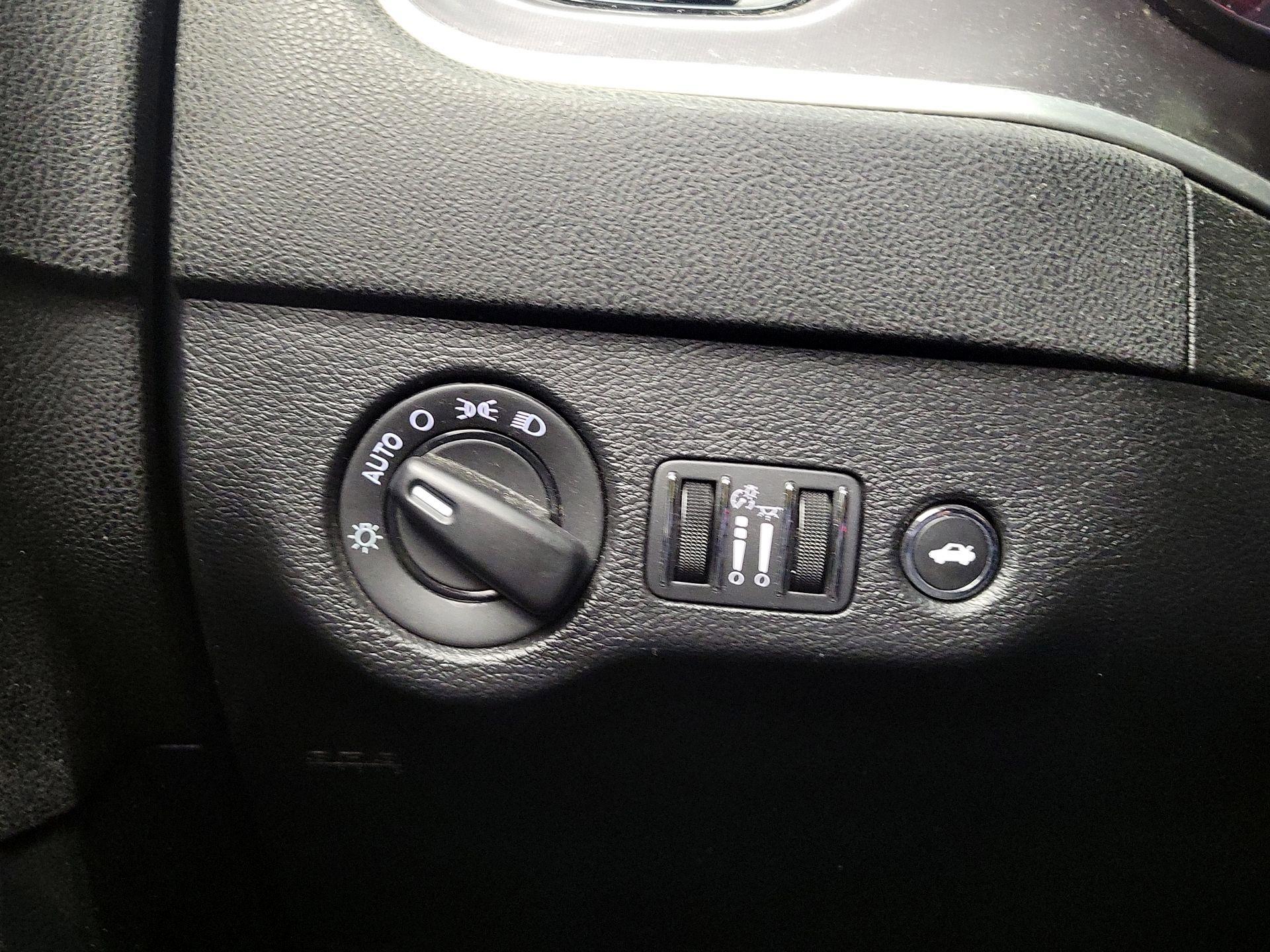 Thumbnail: 2022 Dodge Charger - 13