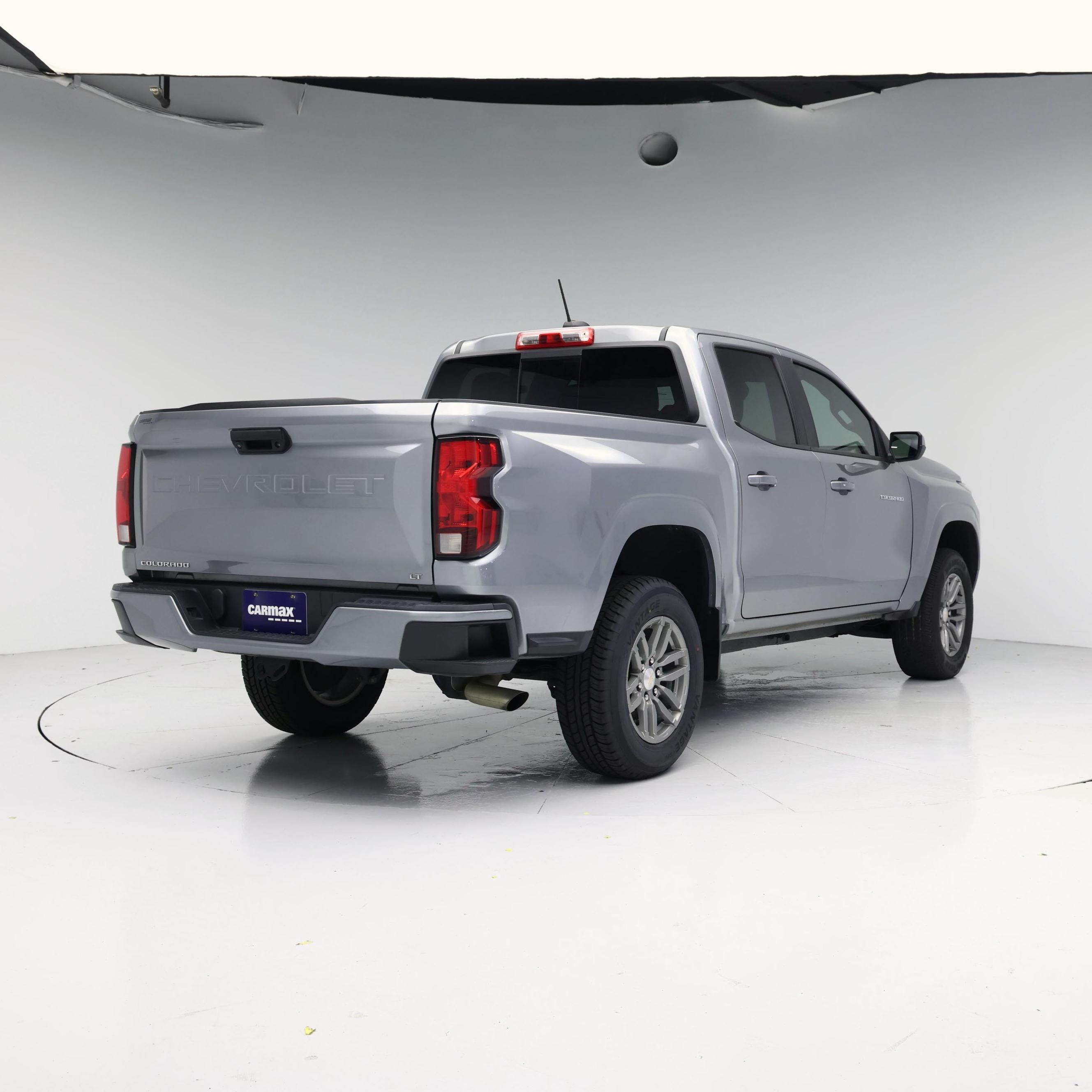 Thumbnail: 2023 Chevrolet Colorado - 8