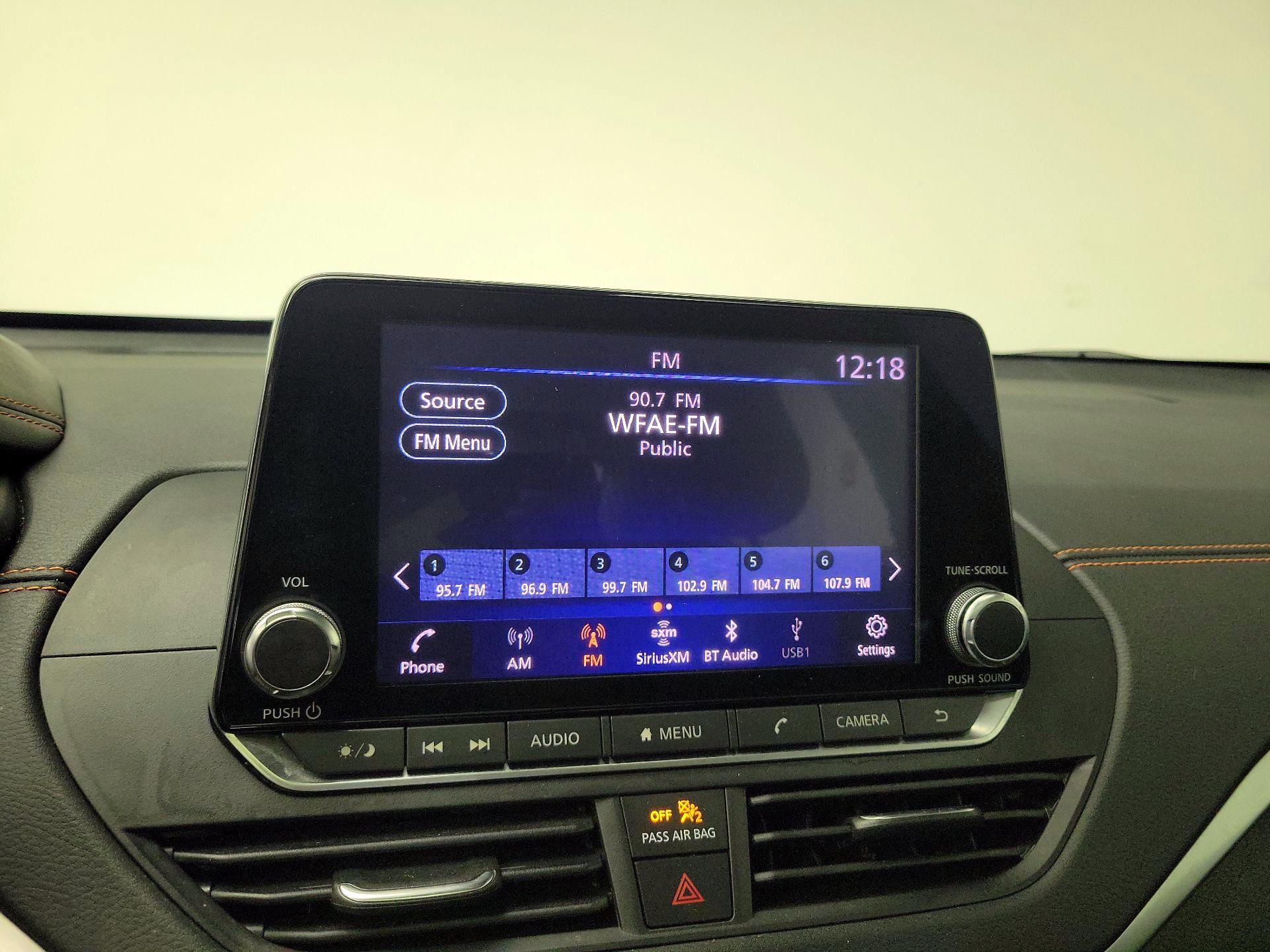 Thumbnail: 2020 Nissan Altima - 15