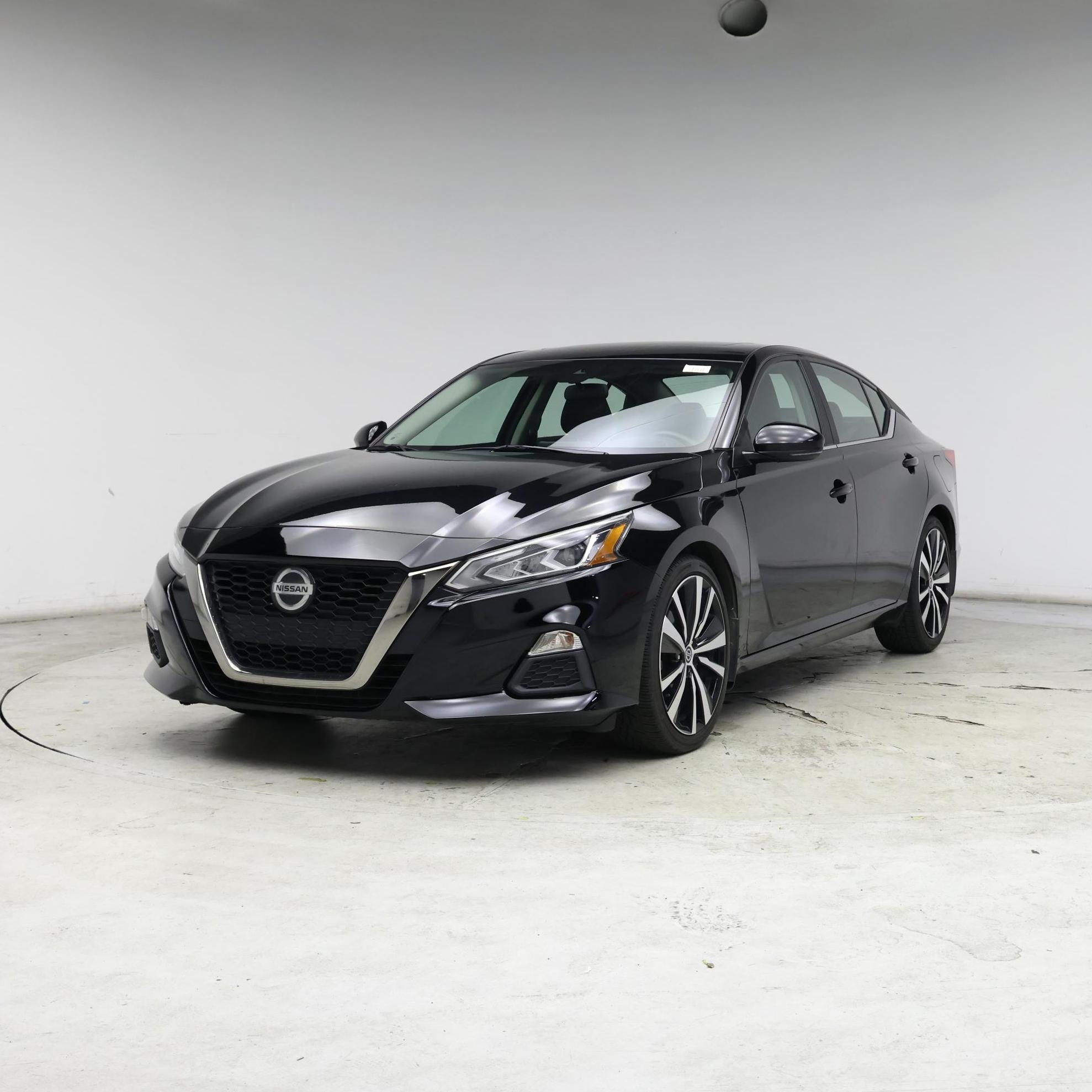 Thumbnail: 2020 Nissan Altima - 4