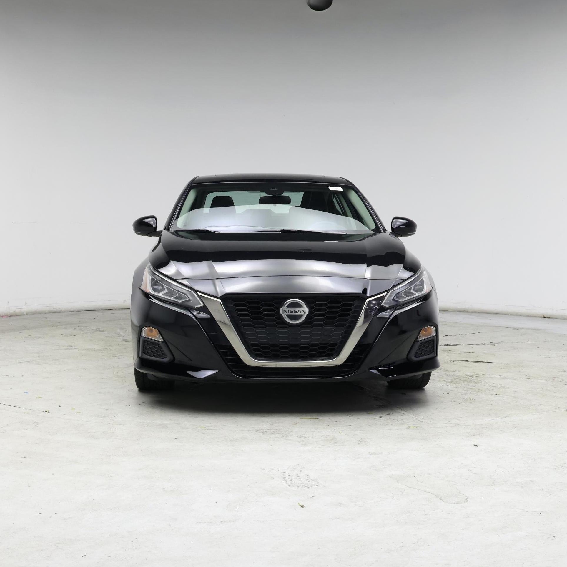 Thumbnail: 2020 Nissan Altima - 5