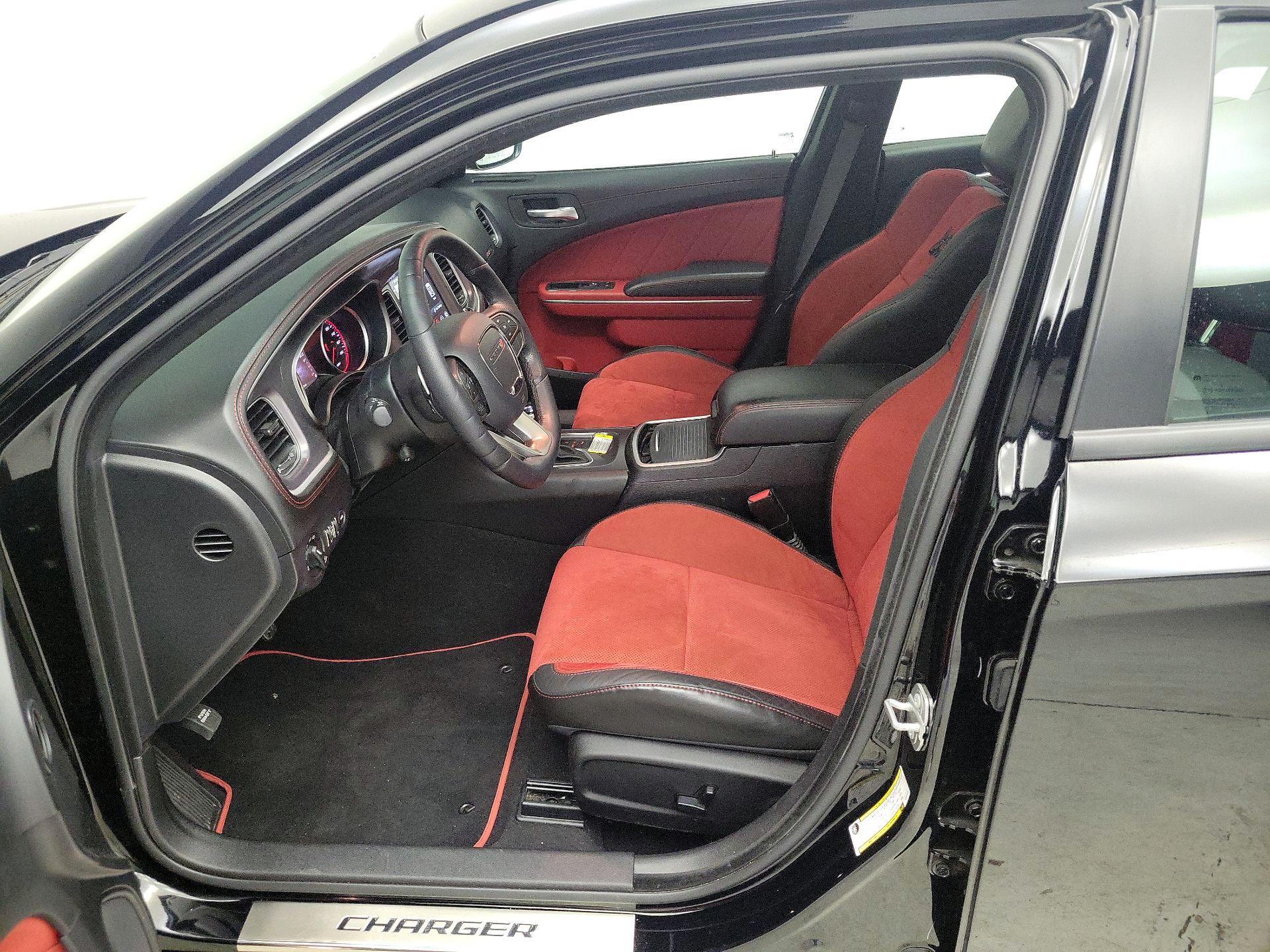 Thumbnail: 2020 Dodge Charger - 11