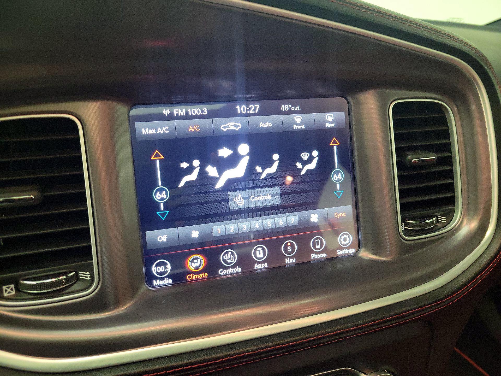 Thumbnail: 2020 Dodge Charger - 17