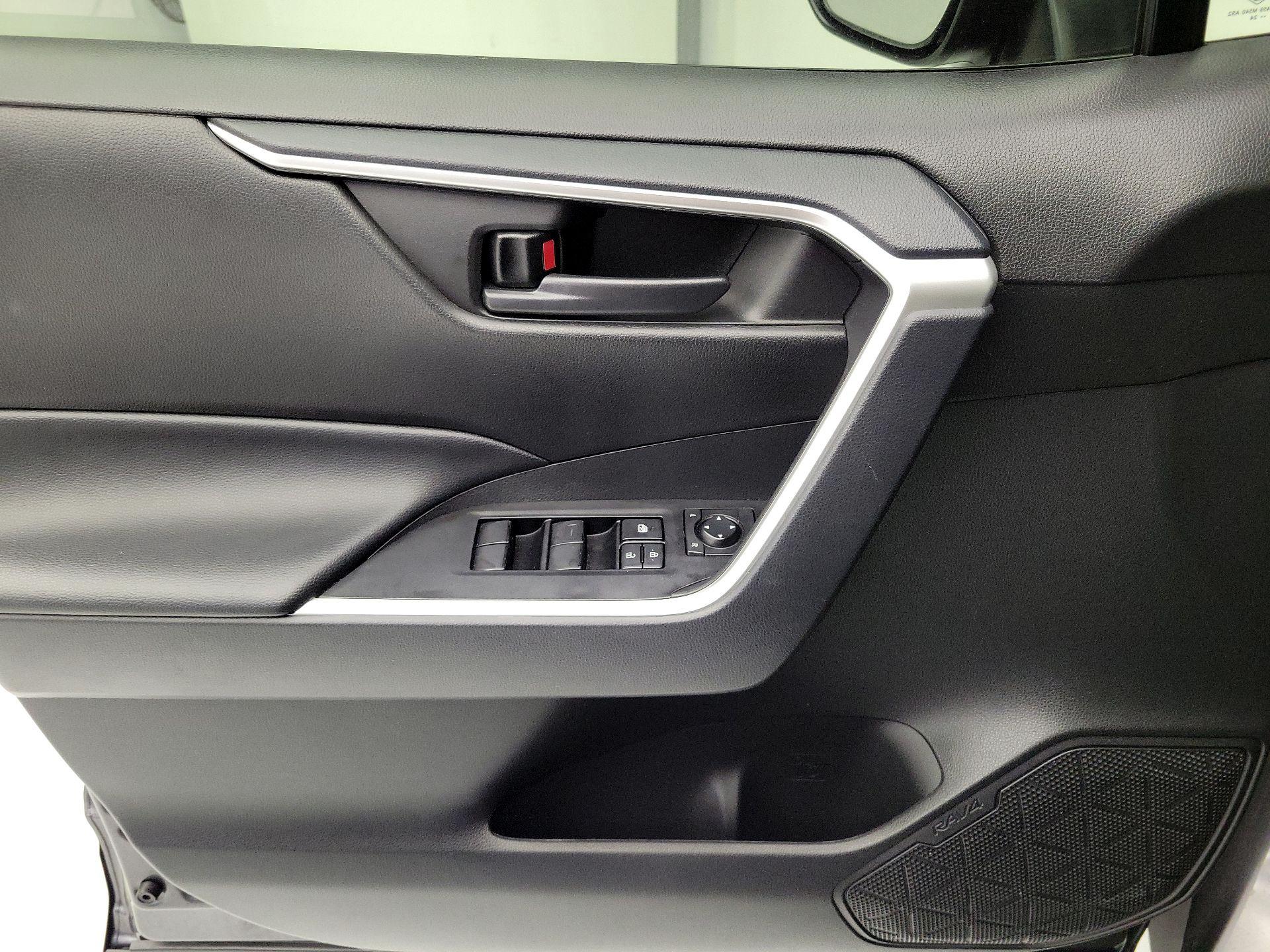 Thumbnail: 2024 Toyota RAV4 - 12