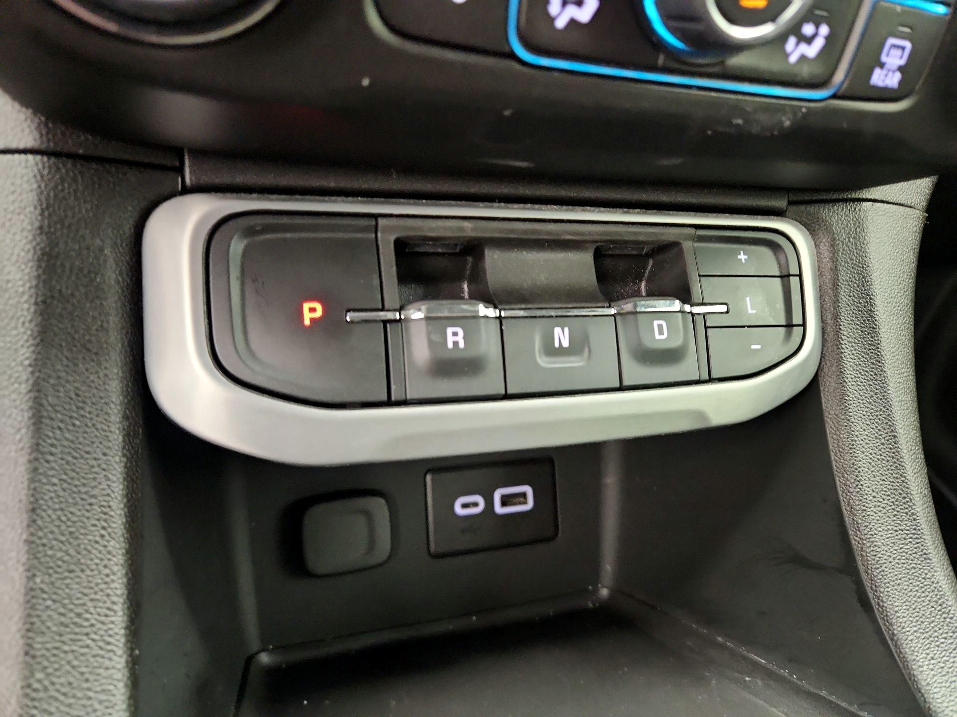 Thumbnail: 2023 GMC Acadia - 17