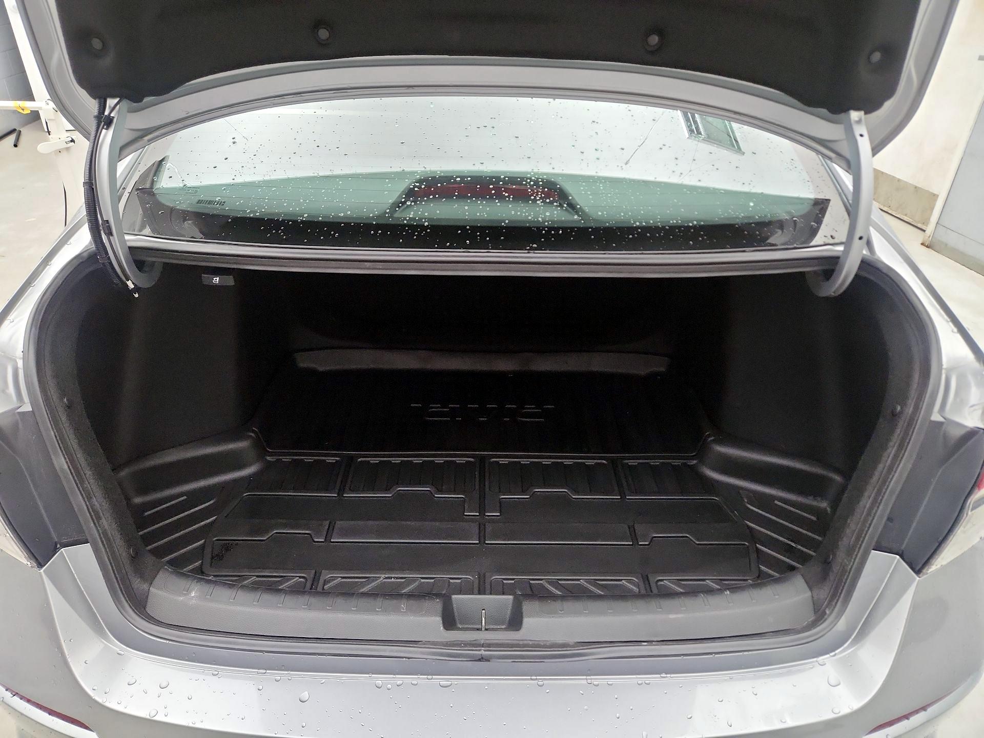 Thumbnail: 2024 Honda Civic - 20