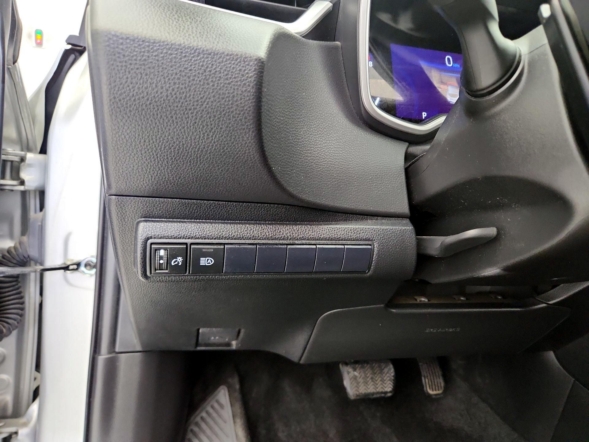 Thumbnail: 2021 Toyota Corolla - 13