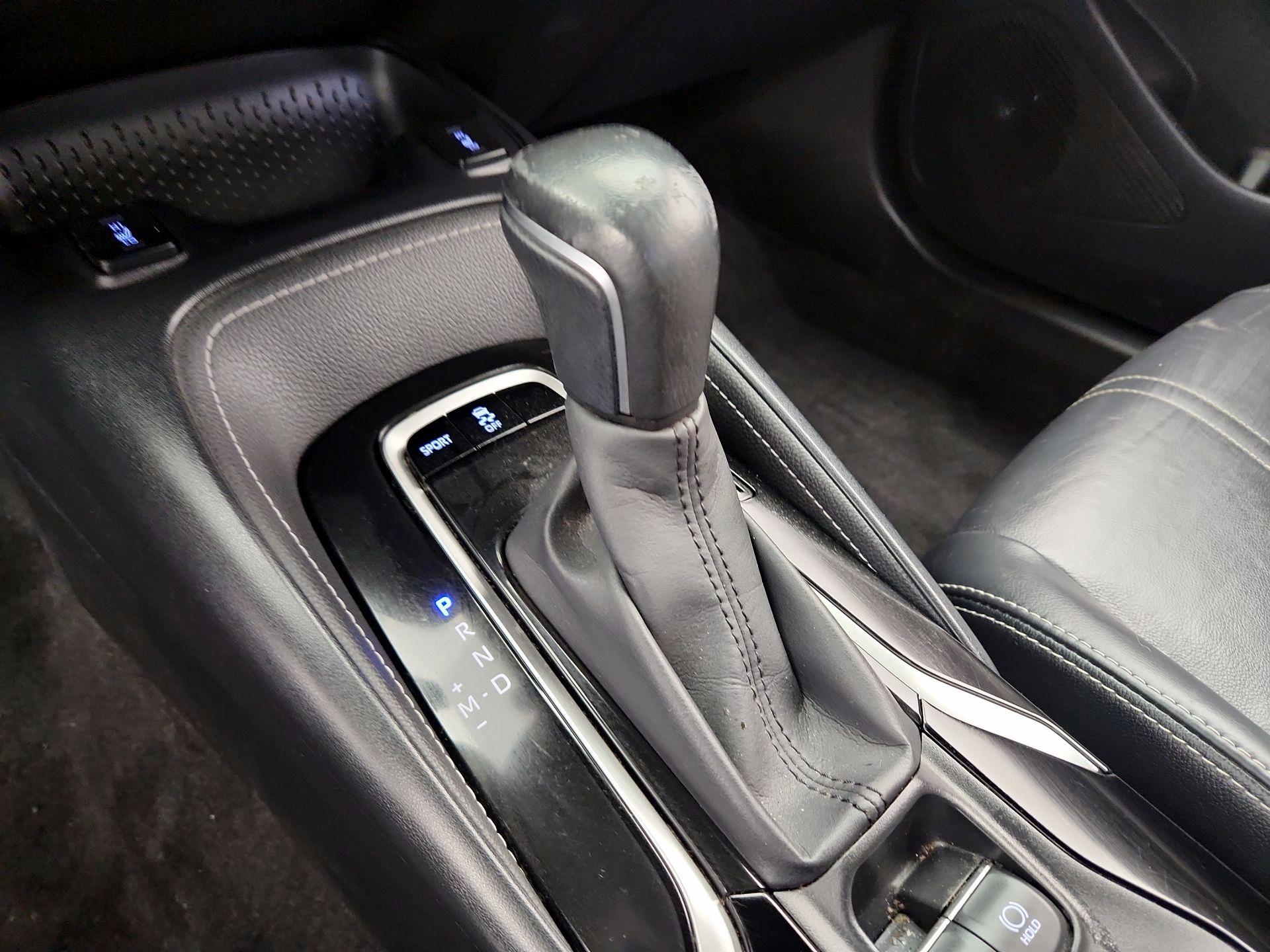 Thumbnail: 2021 Toyota Corolla - 17