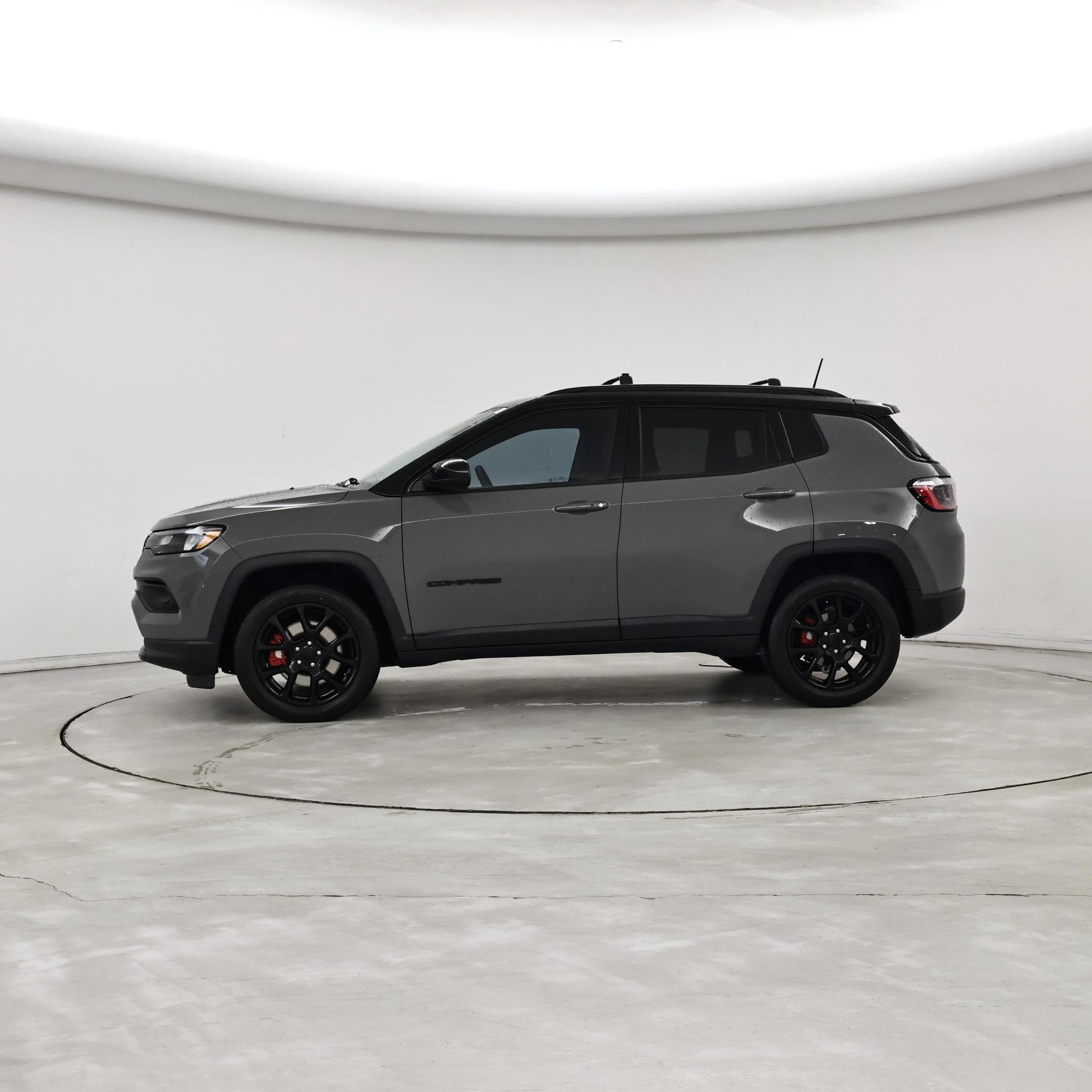 Thumbnail: 2023 Jeep Compass - 3