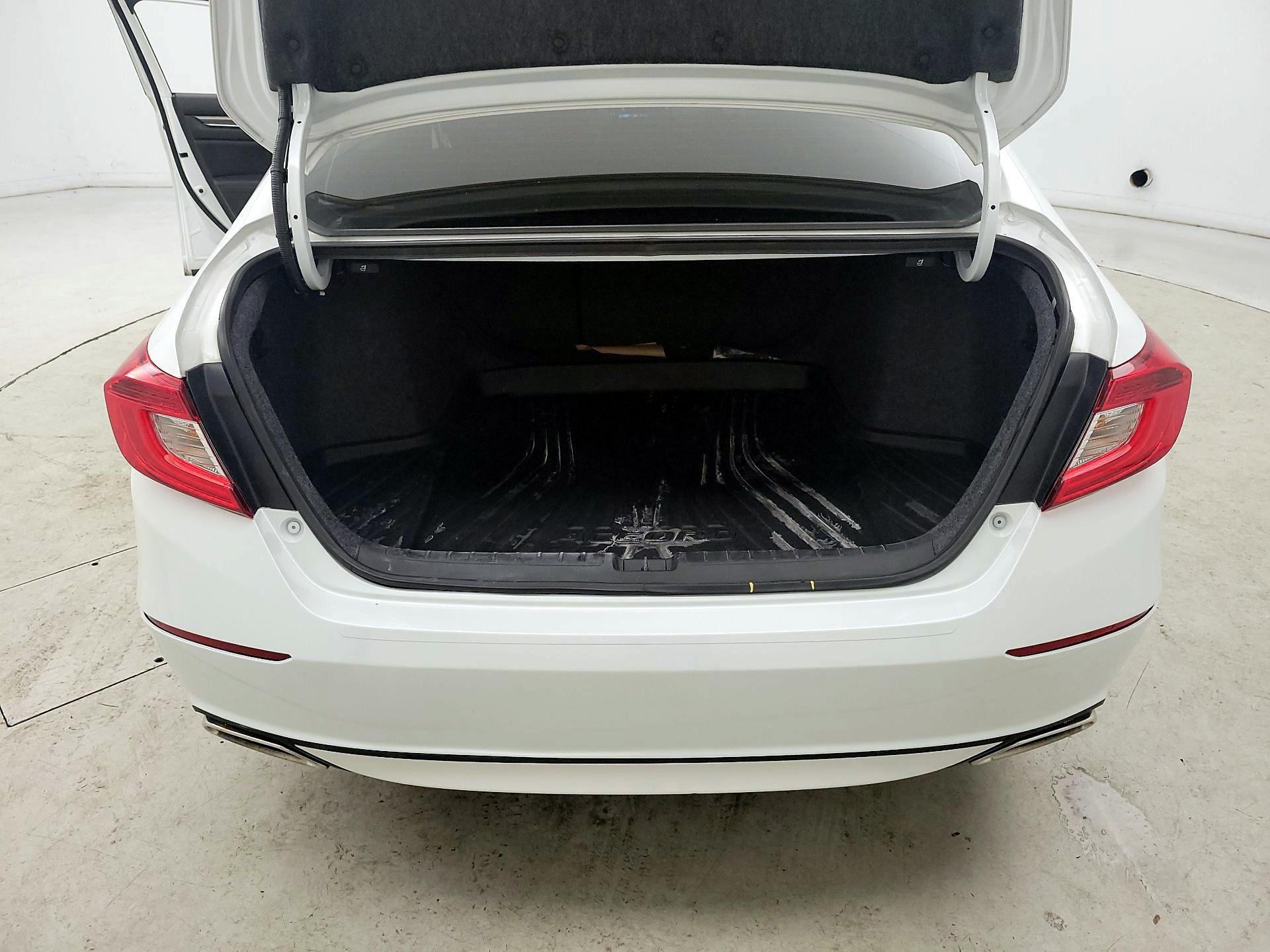 Thumbnail: 2022 Honda Accord - 20