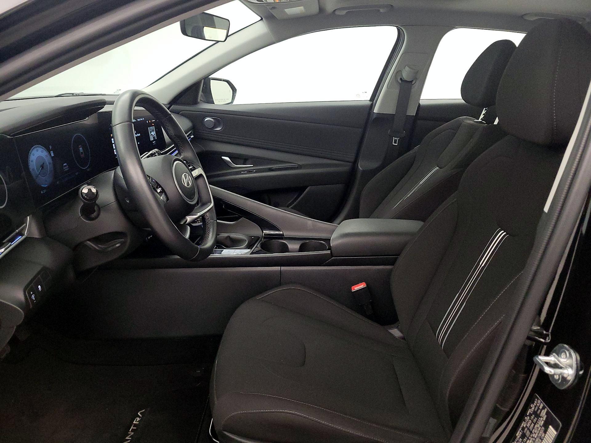 Thumbnail: 2024 Hyundai Elantra - 11