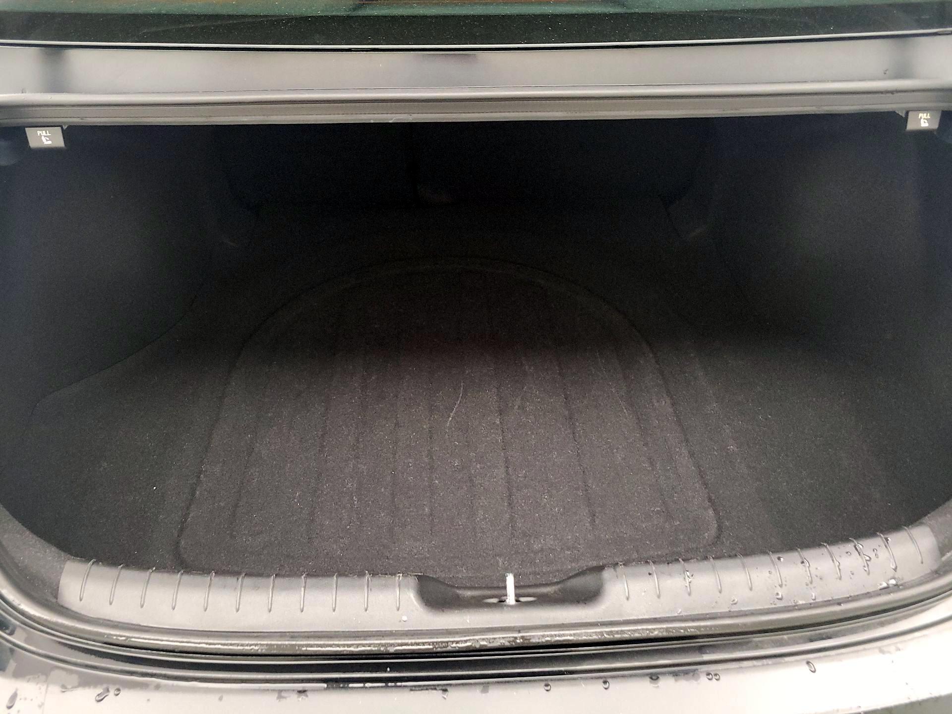 Thumbnail: 2024 Hyundai Elantra - 20