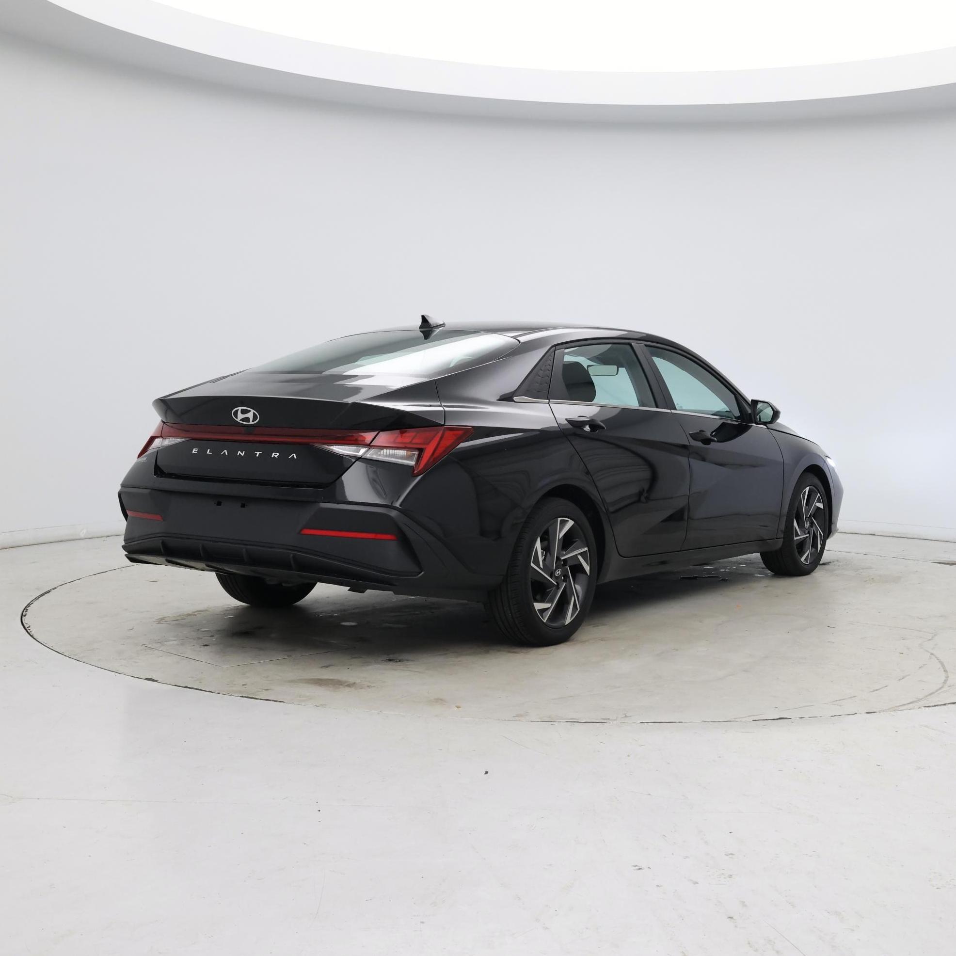 Thumbnail: 2024 Hyundai Elantra - 8