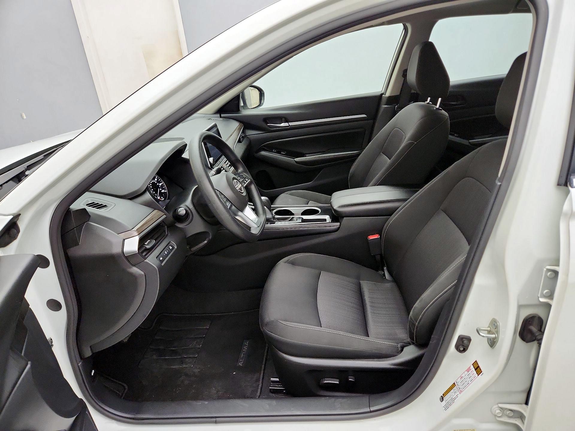 Thumbnail: 2023 Nissan Altima - 11