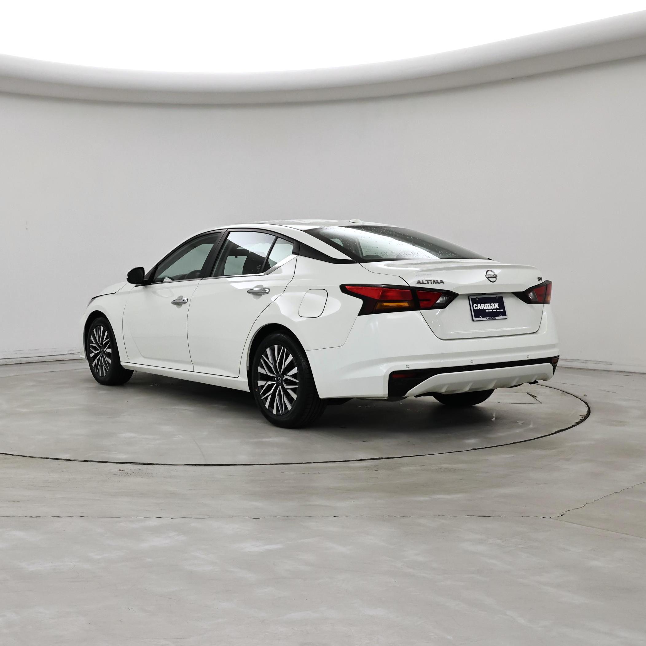 Thumbnail: 2023 Nissan Altima - 2