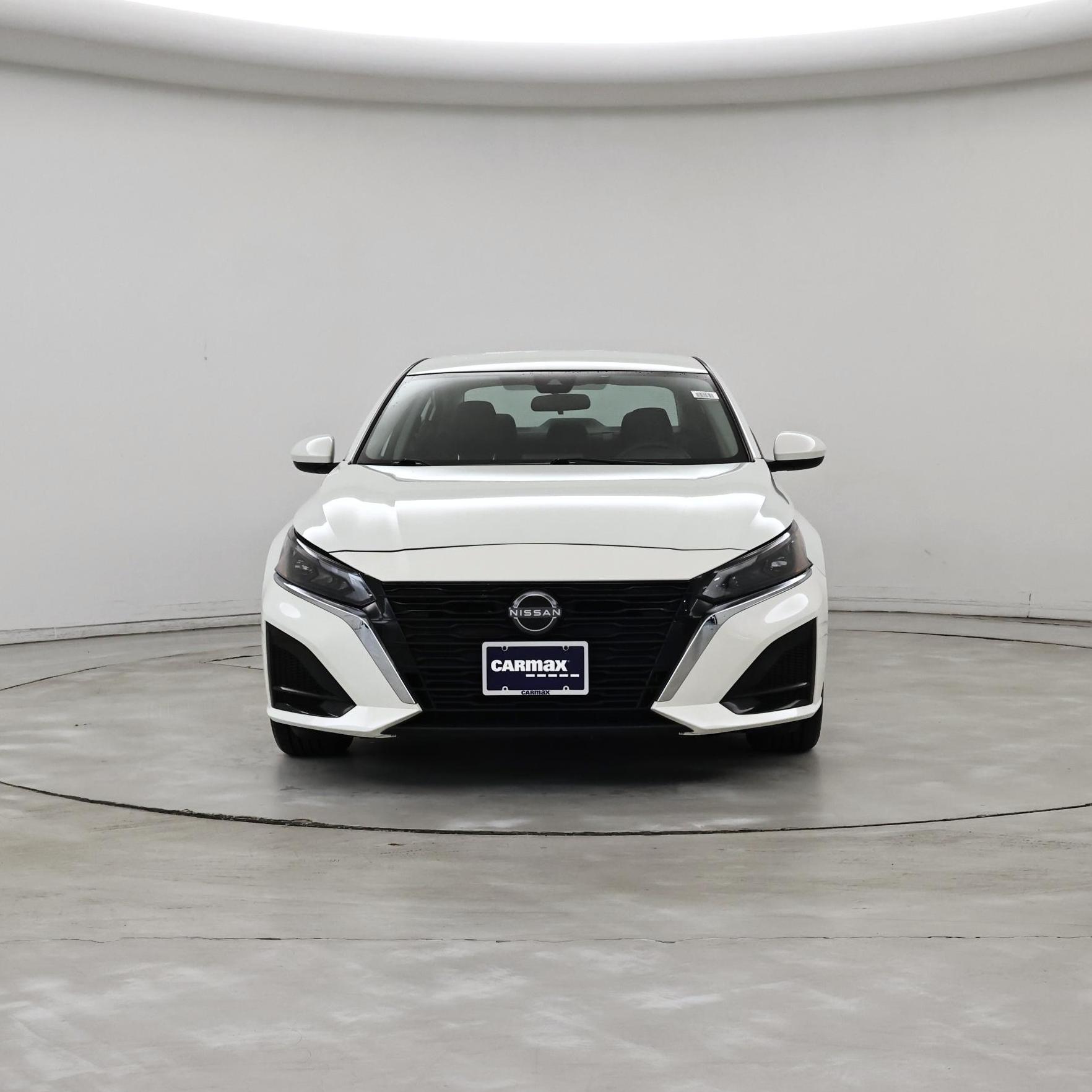 Thumbnail: 2023 Nissan Altima - 5