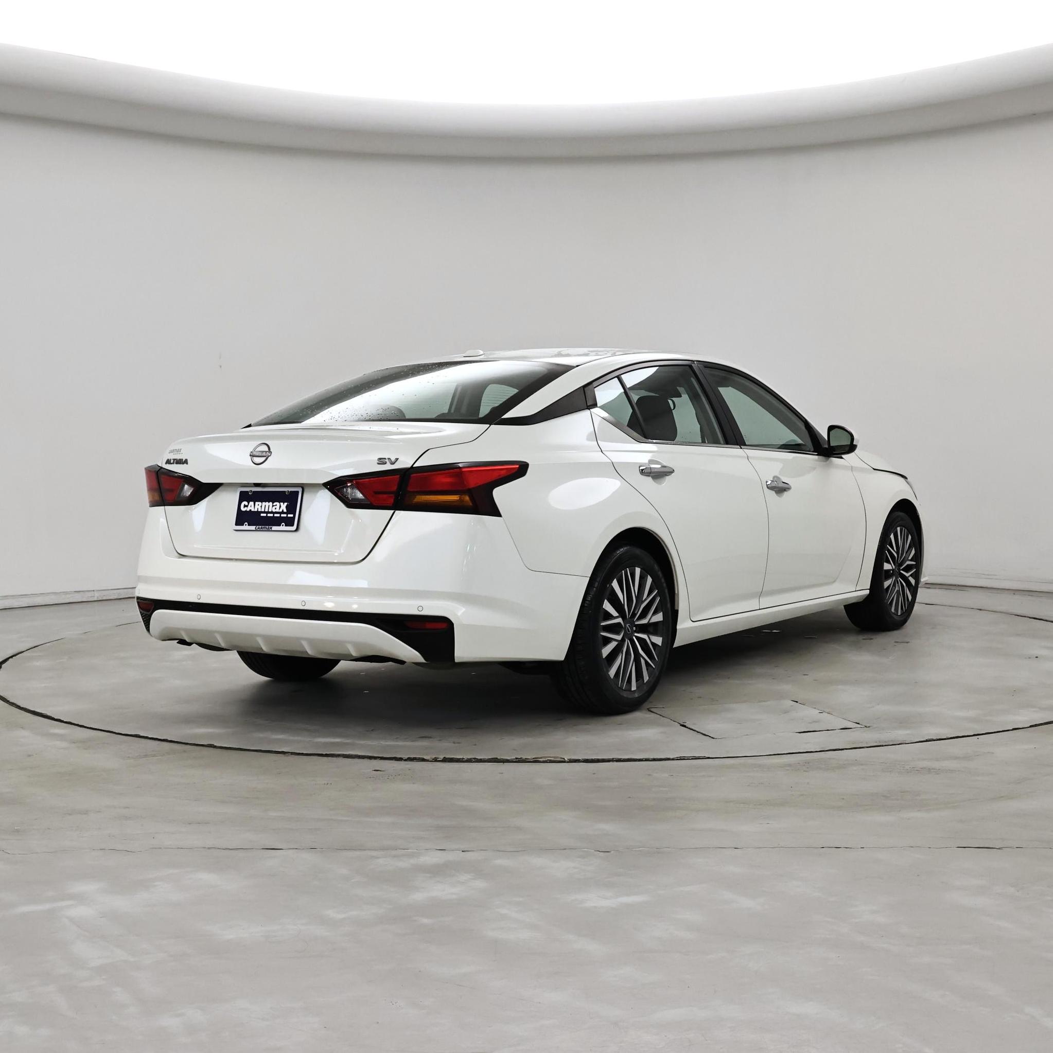 Thumbnail: 2023 Nissan Altima - 8