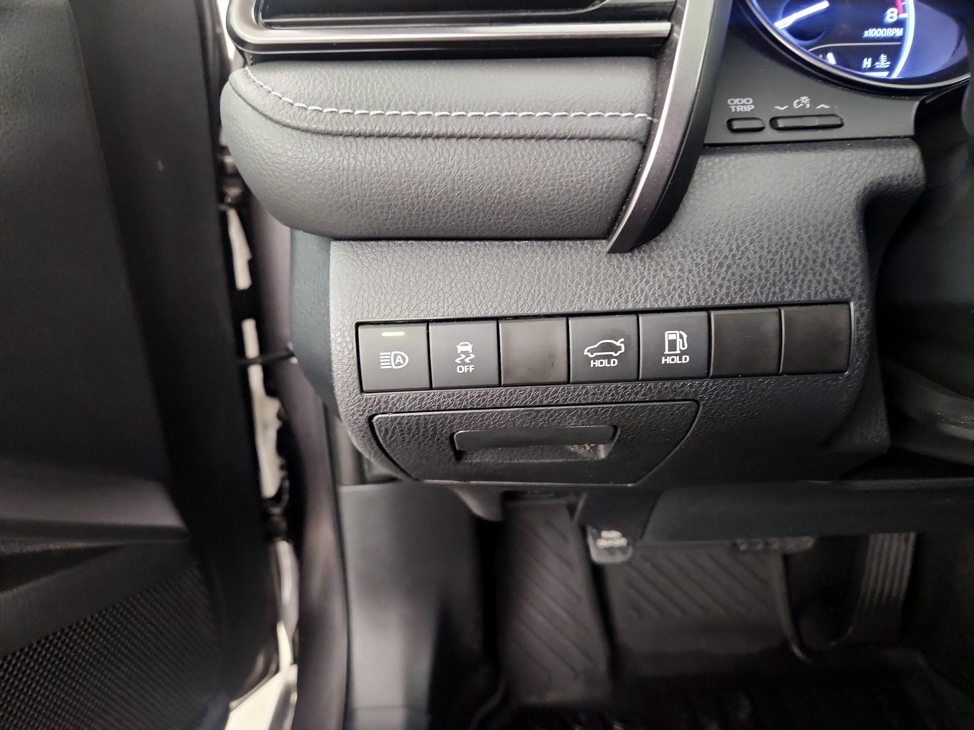 Thumbnail: 2023 Toyota Camry - 13