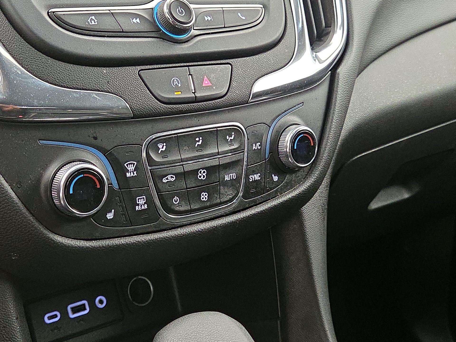 Thumbnail: 2023 Chevrolet Equinox - 16