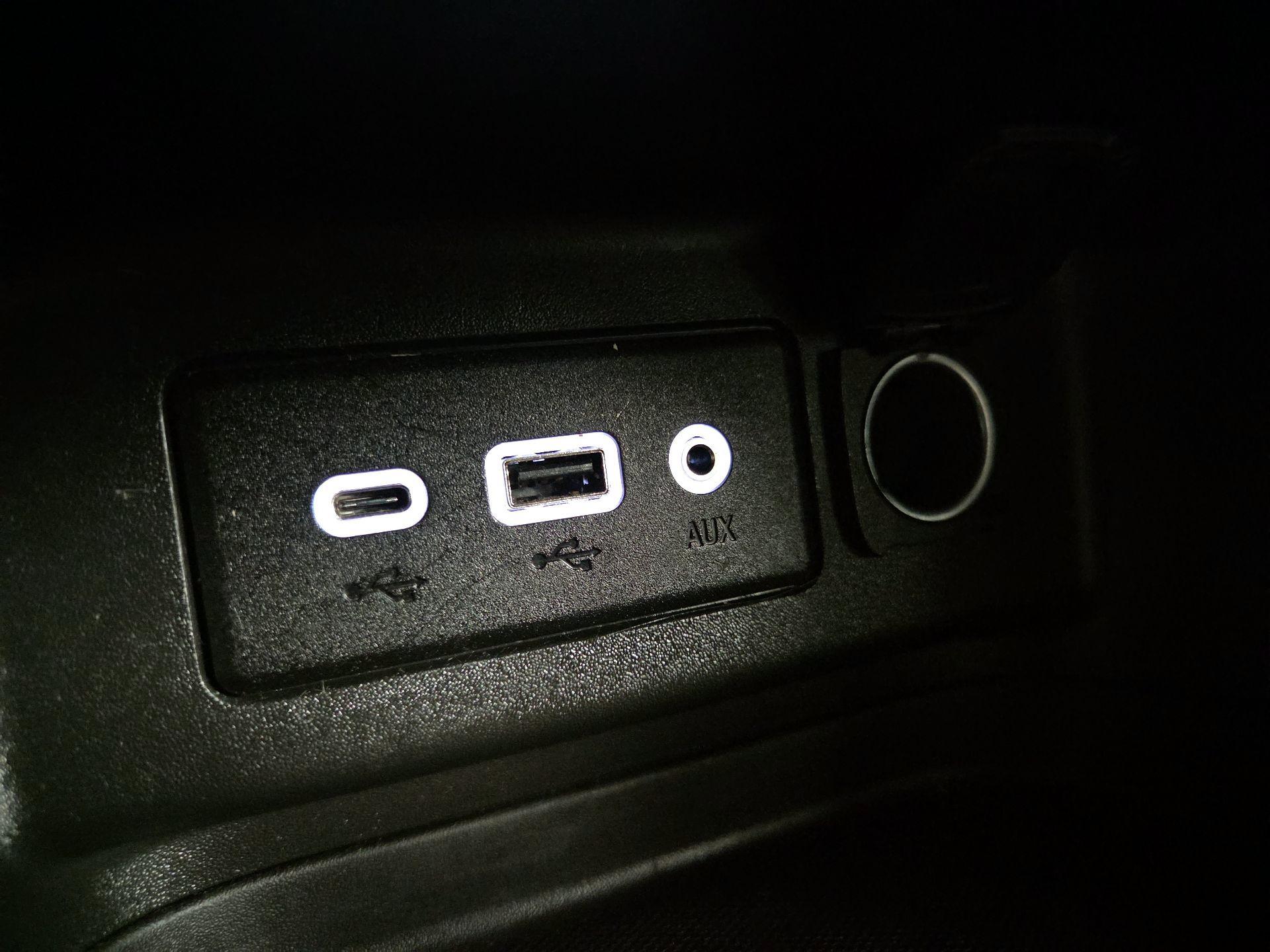 Thumbnail: 2023 Chevrolet Equinox - 18