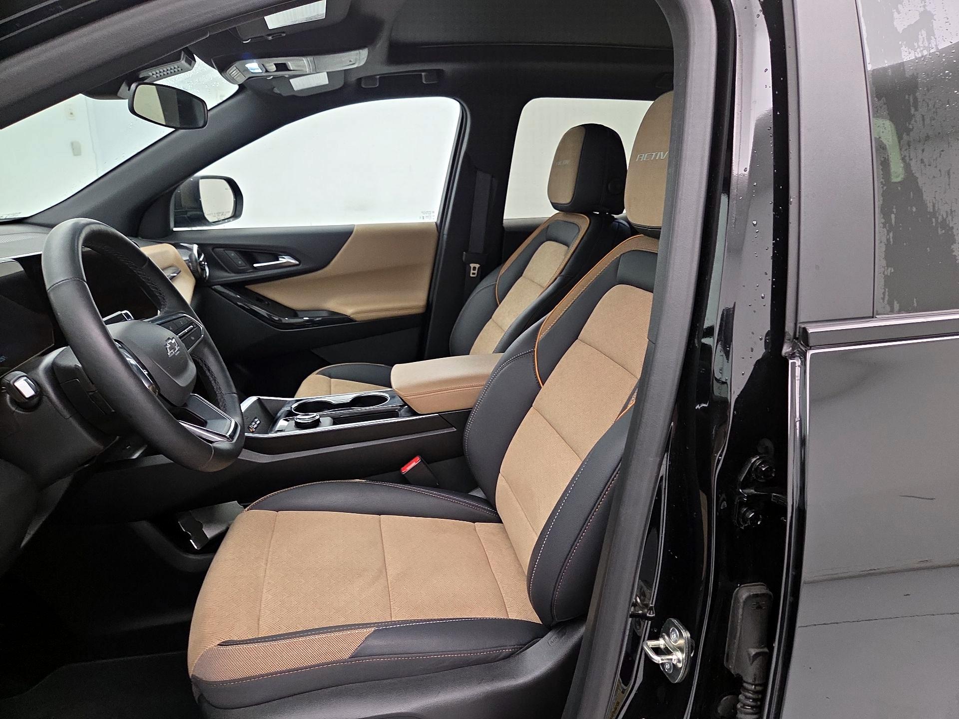 Thumbnail: 2025 Chevrolet Equinox - 11