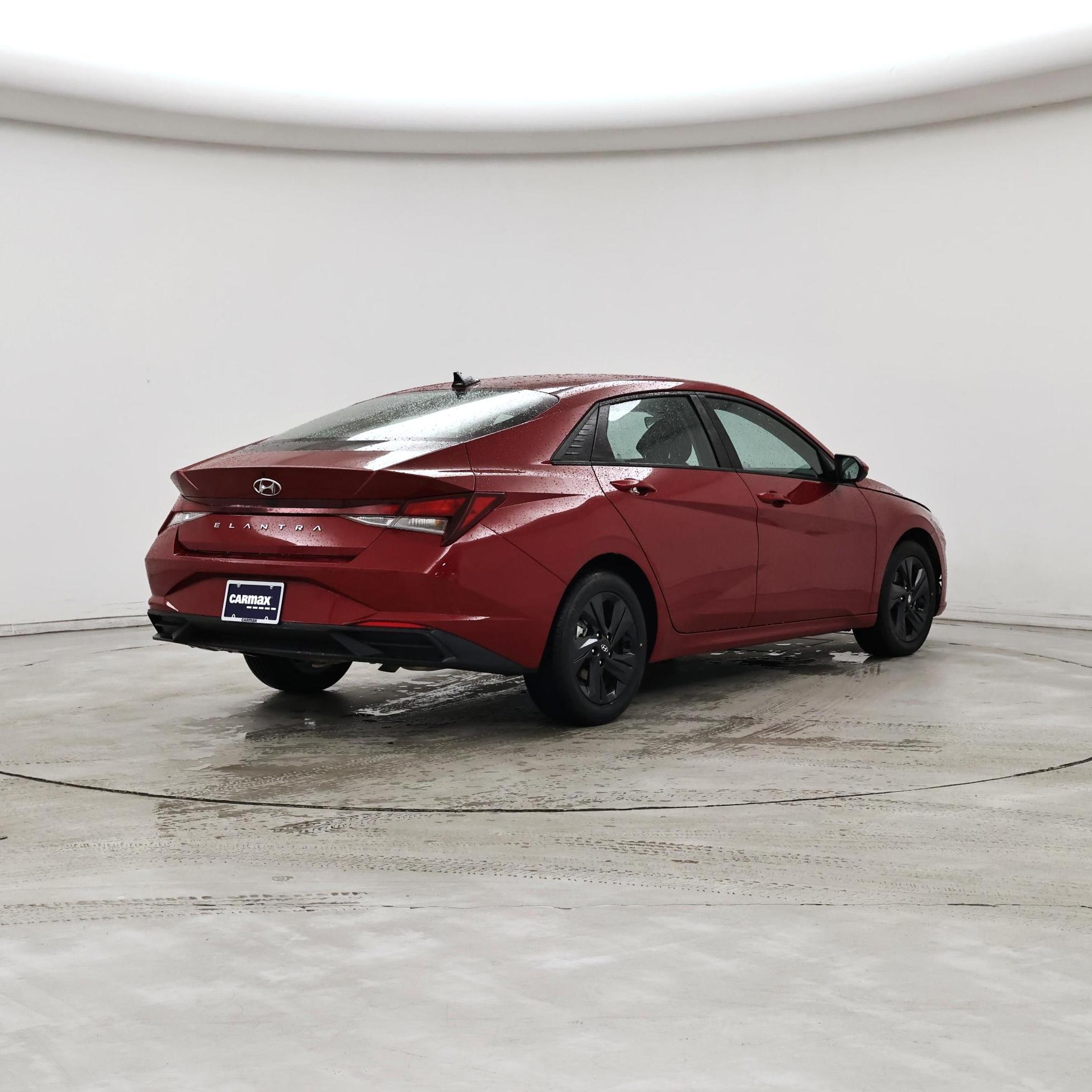 Thumbnail: 2023 Hyundai Elantra - 8