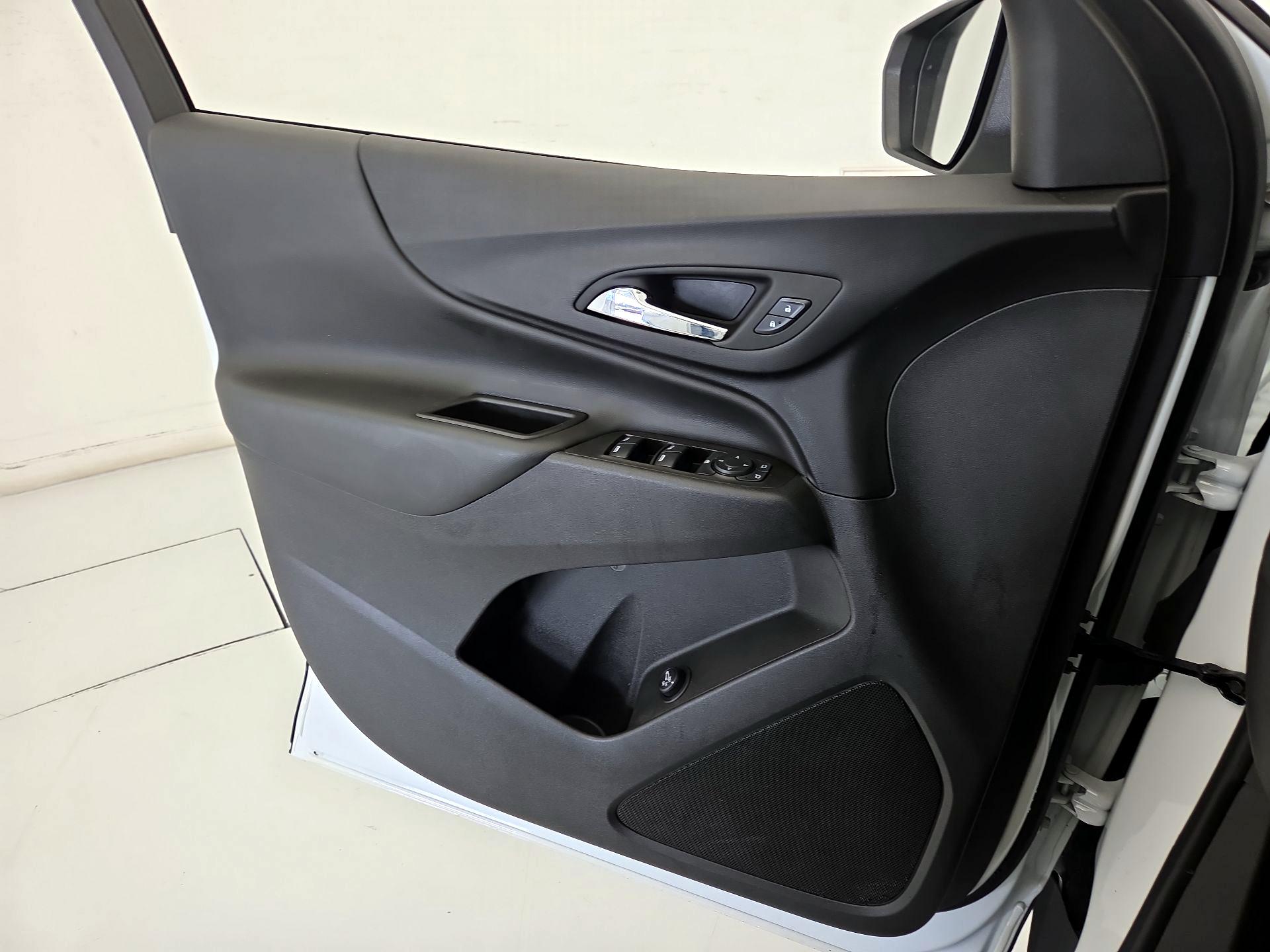 Thumbnail: 2024 Chevrolet Equinox - 12