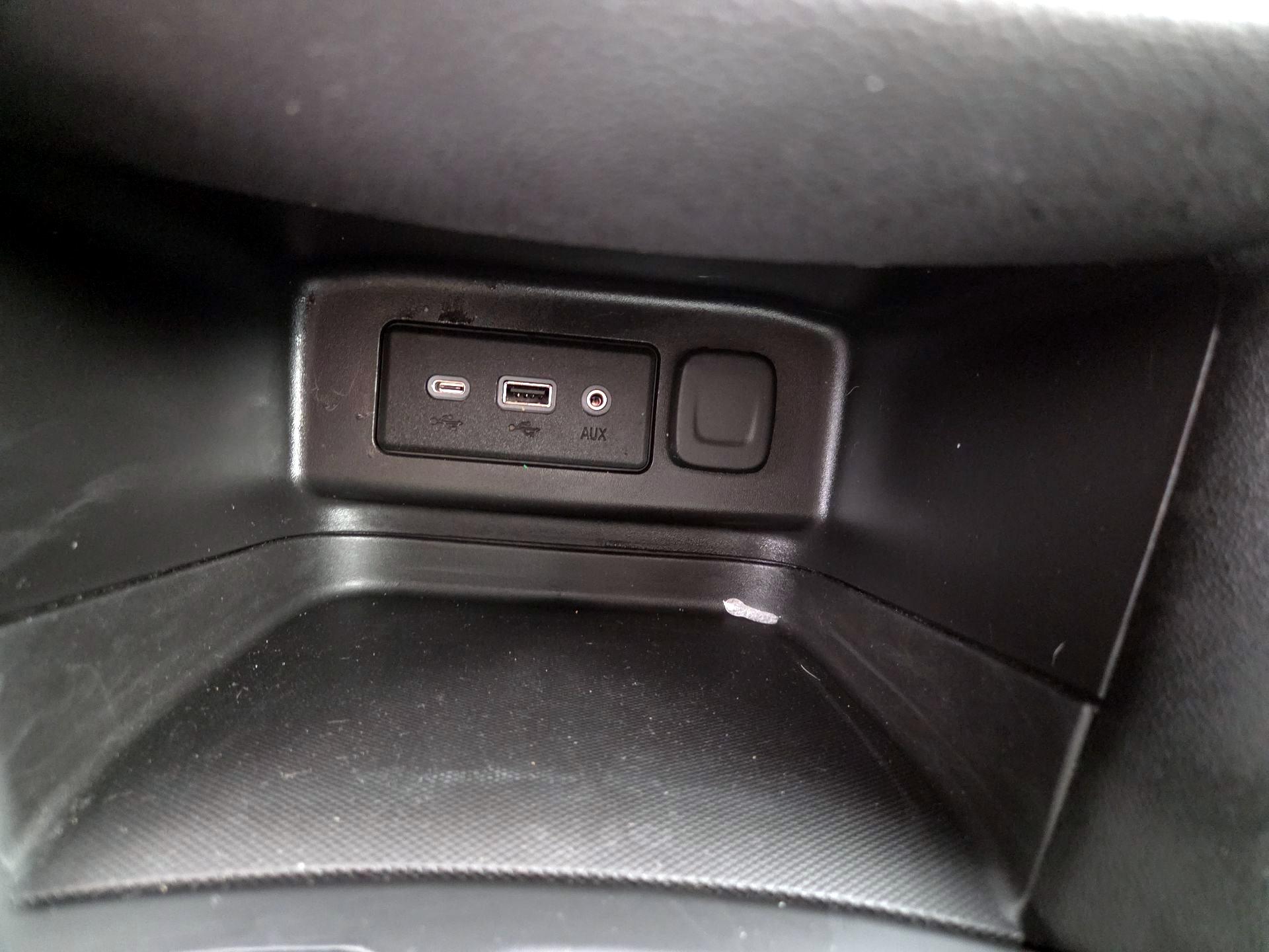 Thumbnail: 2024 Chevrolet Equinox - 18