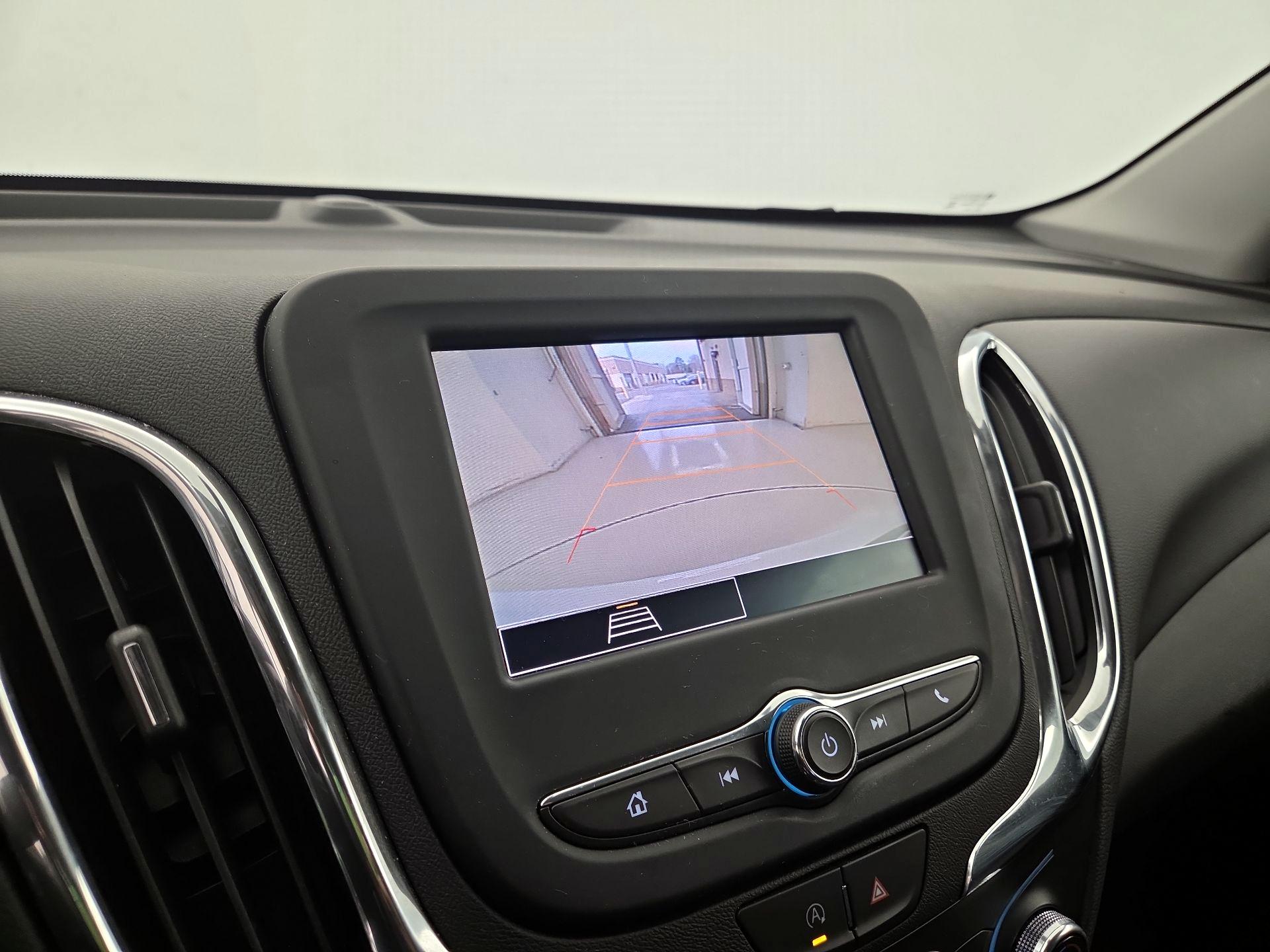 Thumbnail: 2023 Chevrolet Equinox - 14