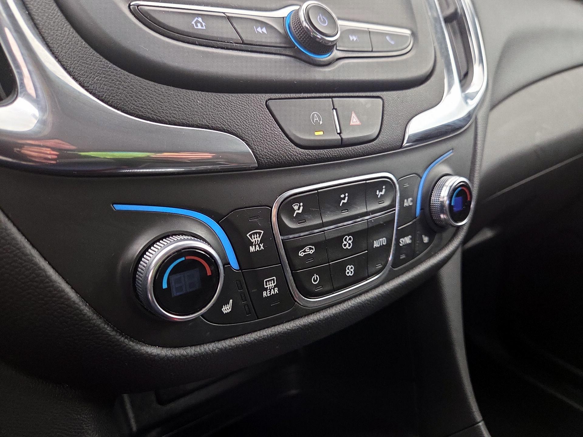 Thumbnail: 2023 Chevrolet Equinox - 16