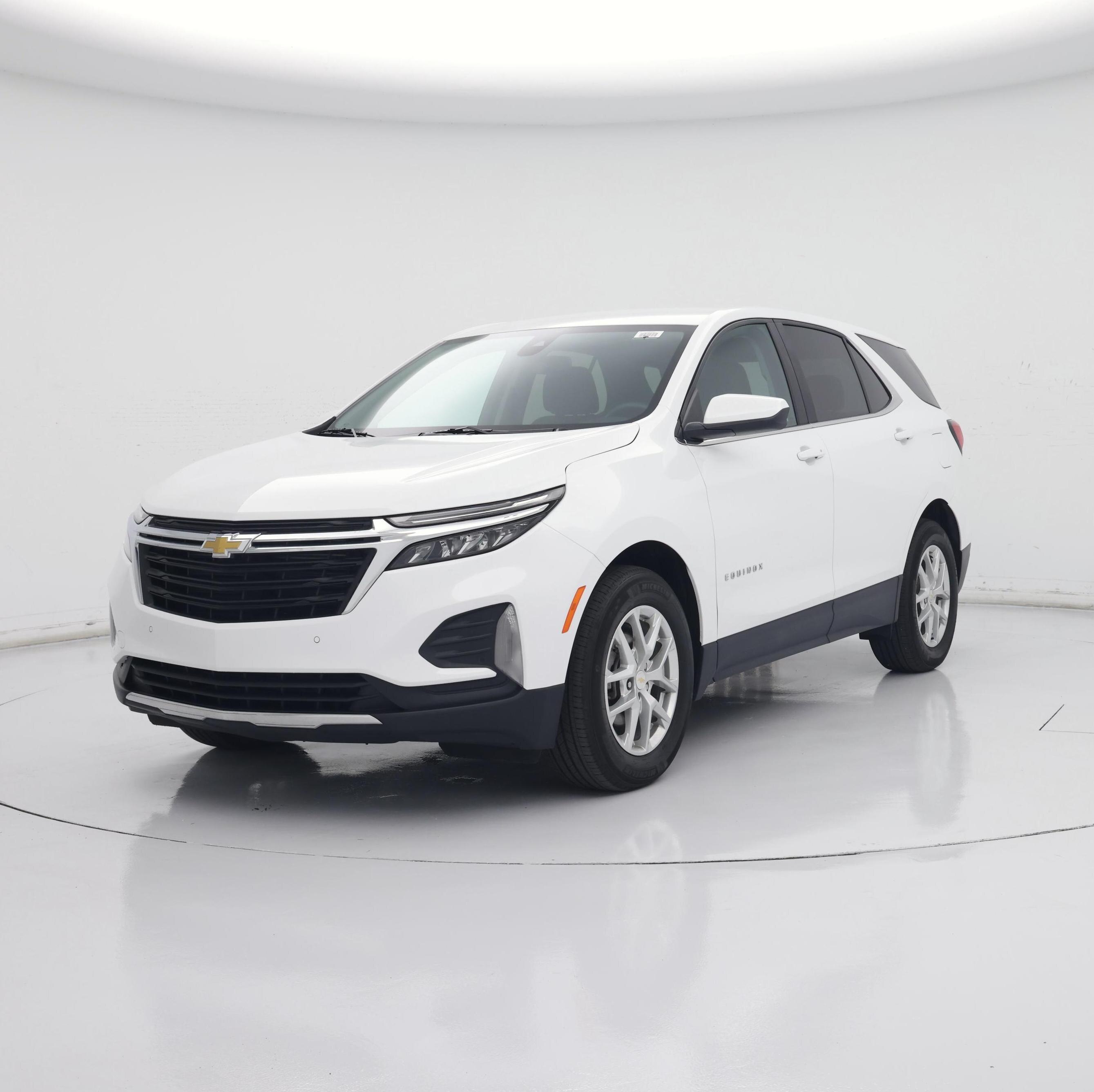 Thumbnail: 2023 Chevrolet Equinox - 4