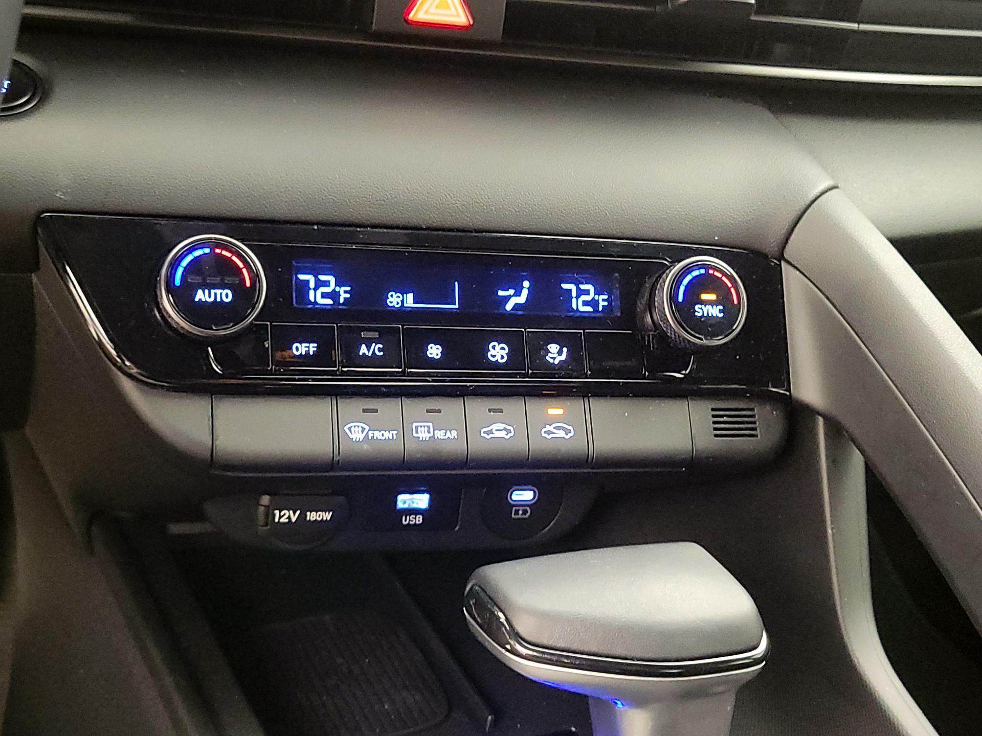 Thumbnail: 2025 Hyundai Elantra - 16